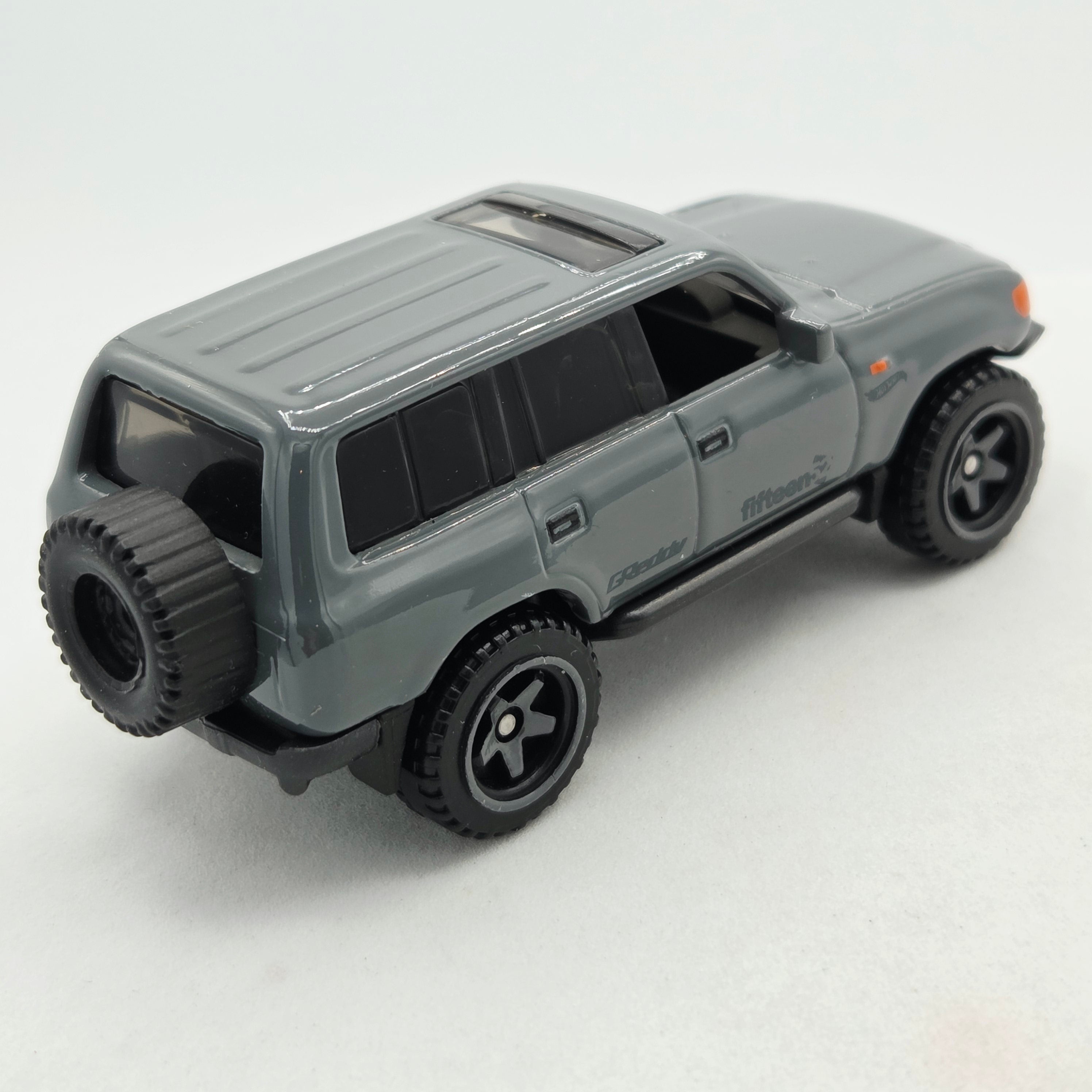 Hot Wheels Toyota Land Cruiser 80 (2020 HW Basic - Hot Trucks)