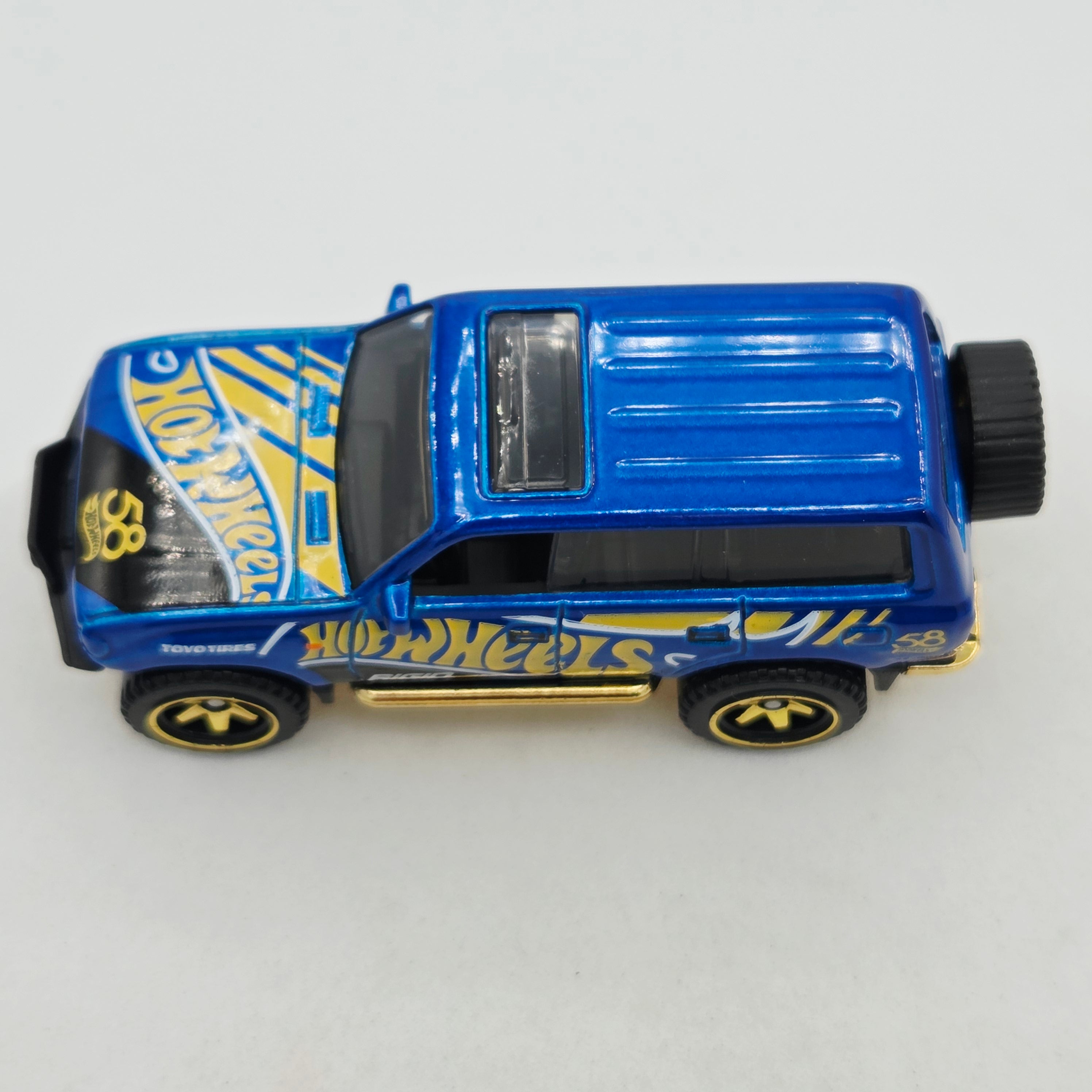 Hot Wheels Toyota Land Cruiser 80 (2026 Pearl & Chrome 58th Anniversary Mix 2)