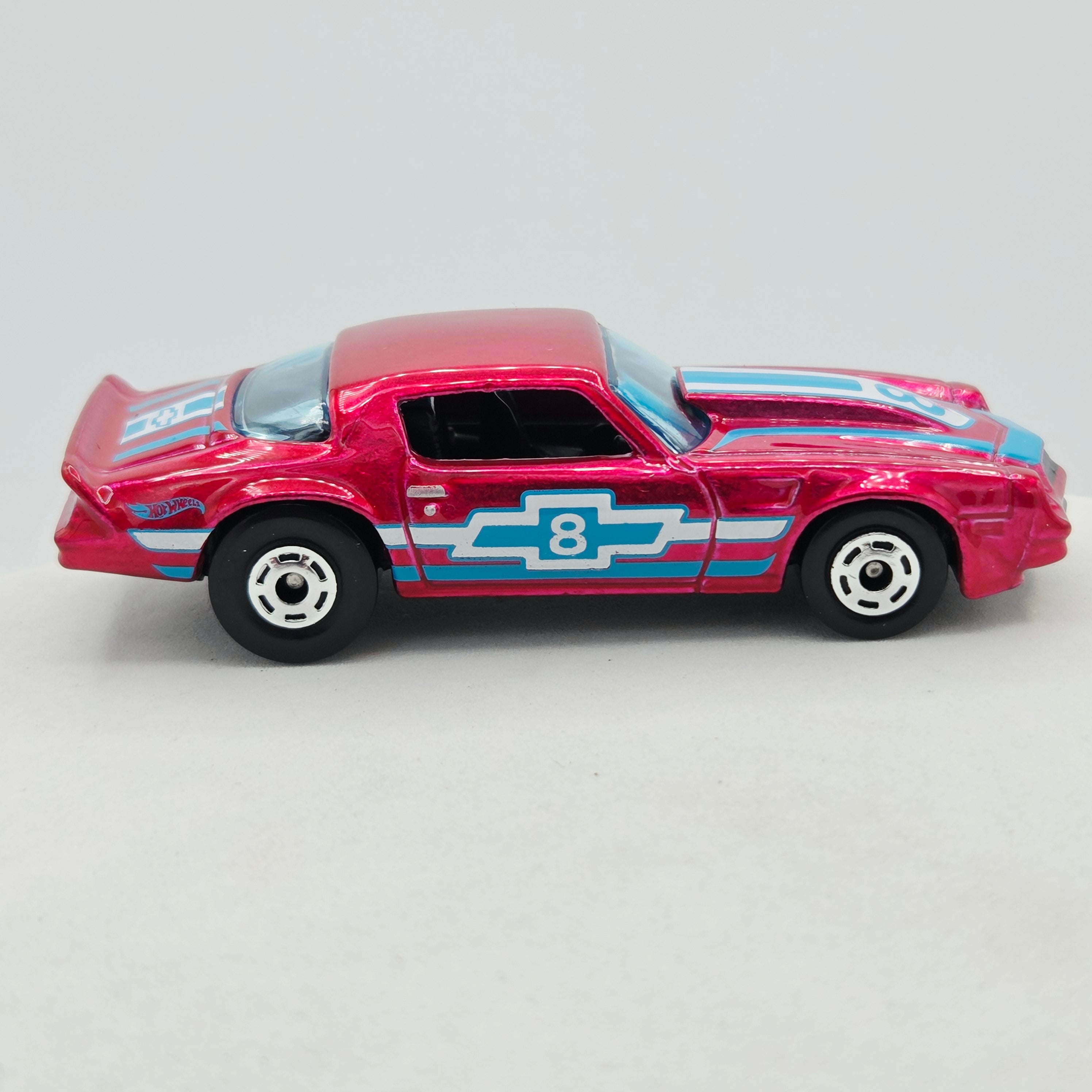 Hot Wheels '81 Chevrolet Camaro (2025 The Hot Ones - Target Exclusive)