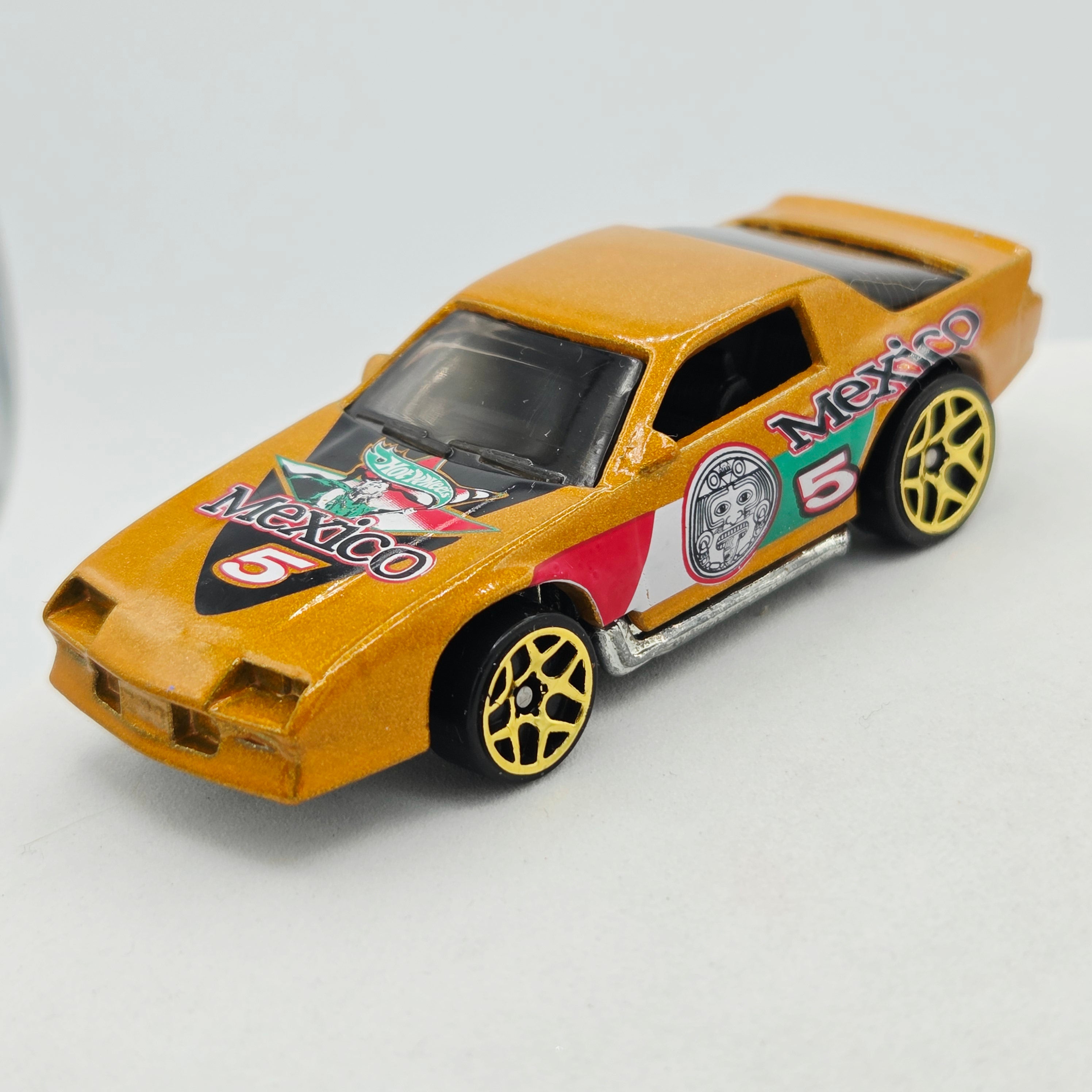 Hot Wheels '80s Chevrolet Camaro Z28 "Mexico" (2003 HW Flag Flyers 5 Pack - Multipack Exclusive)