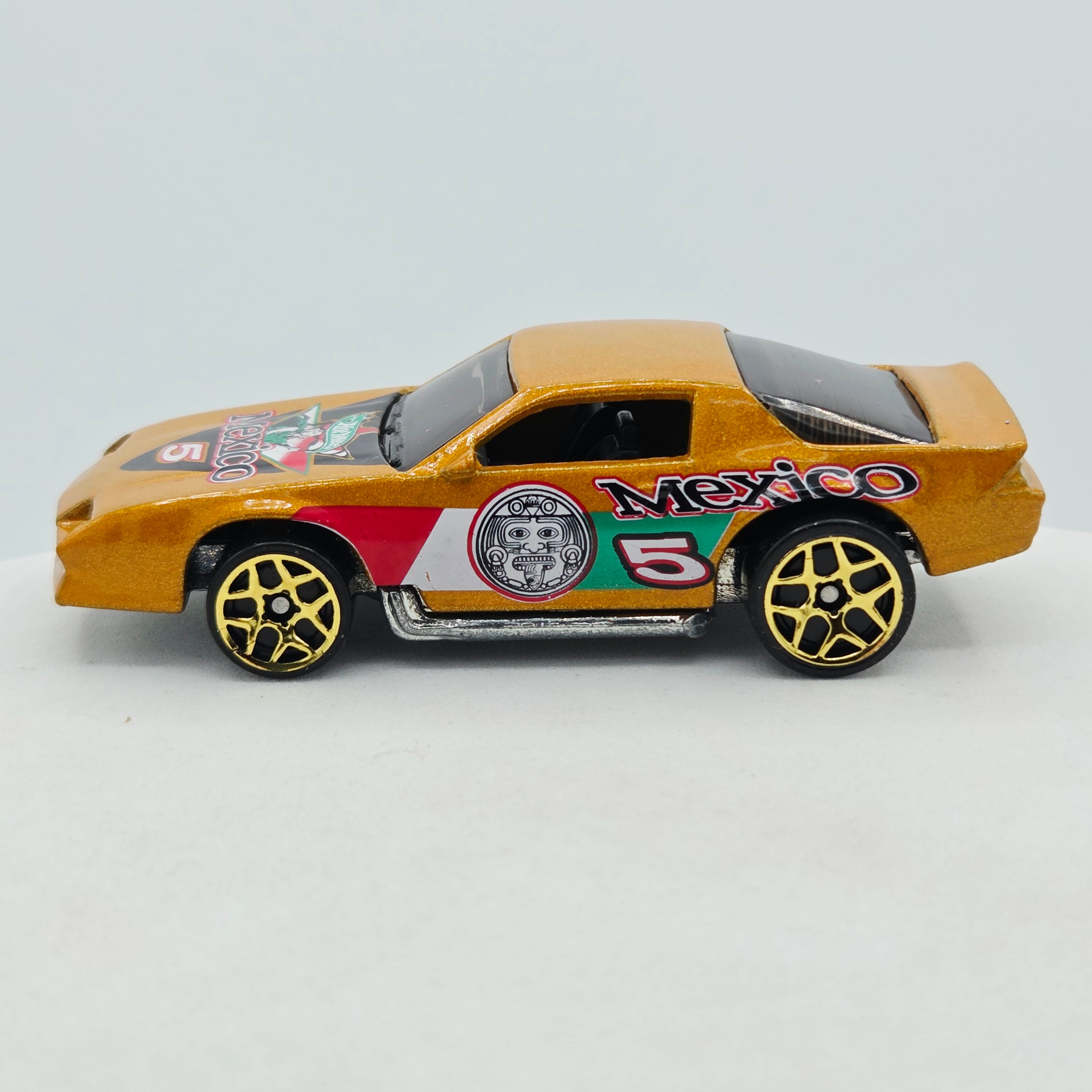 Hot Wheels '80s Chevrolet Camaro Z28 "Mexico" (2003 HW Flag Flyers 5 Pack - Multipack Exclusive)