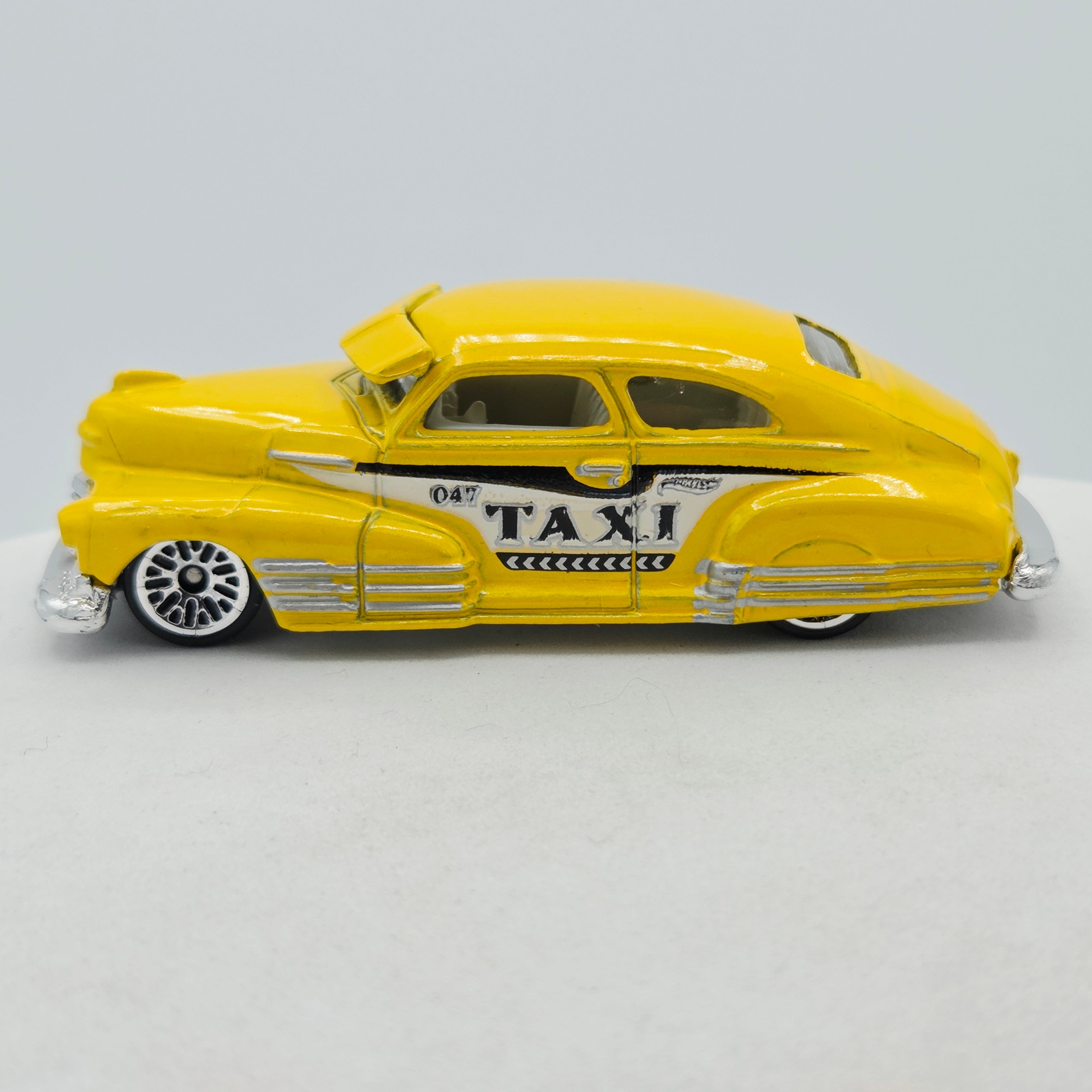 Hot Wheels '47 Chevy Fleetline "Taxi" - Yellow (2012 HW Basic - City Works)
