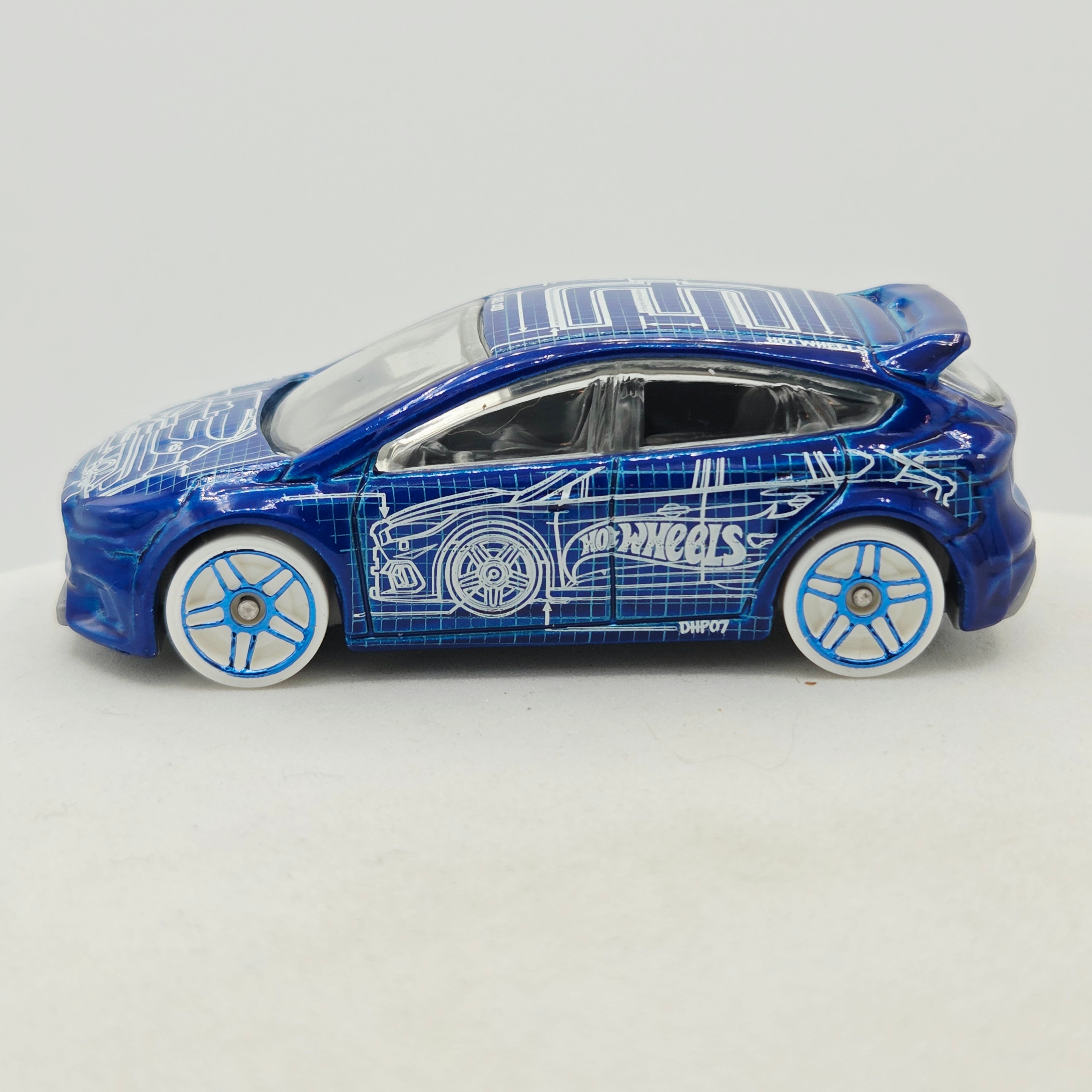 Hot Wheels Ford Focus RS (2018 HW Basic - Art Cars)