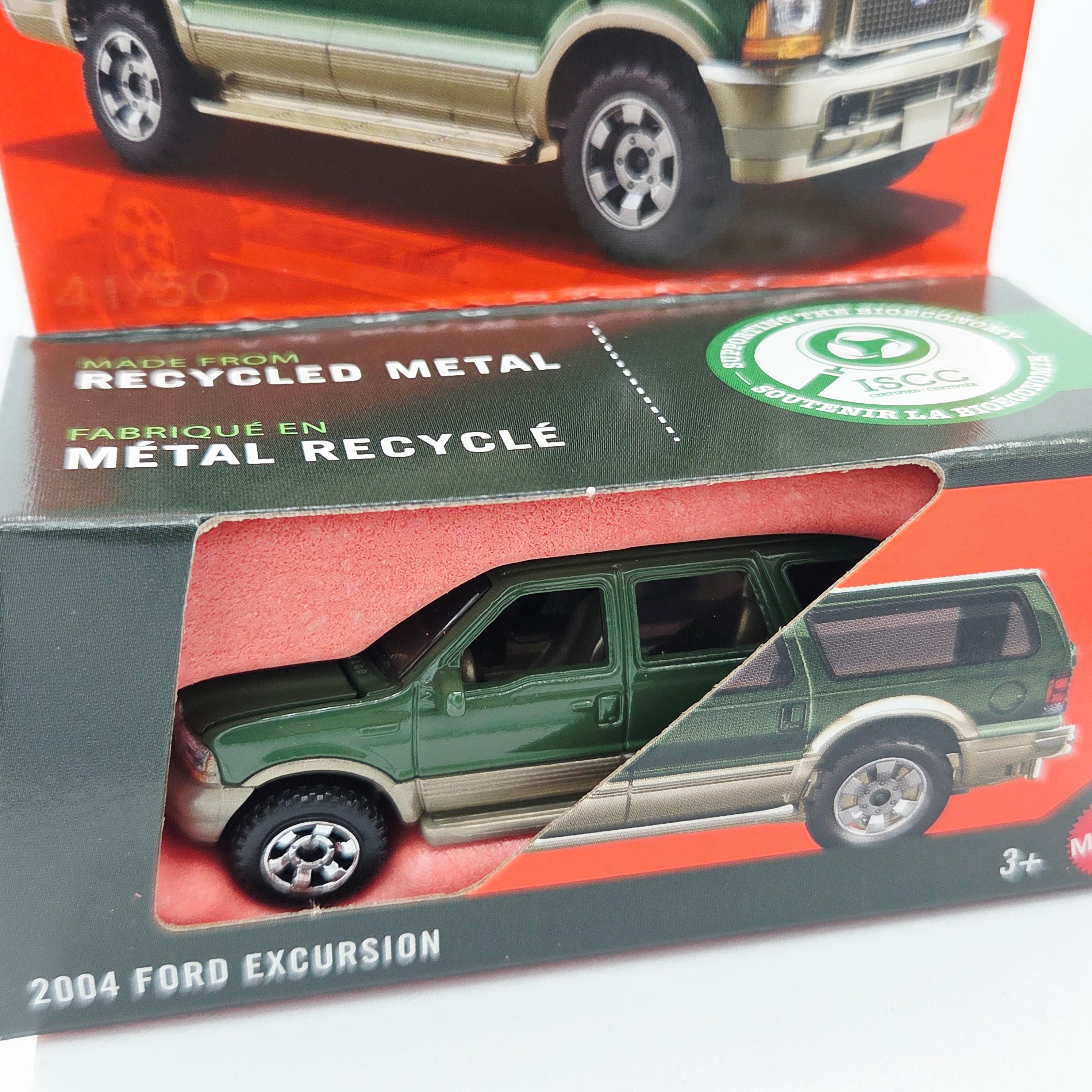 Matchbox '04 Ford Excursion (2026 Moving Parts Mix 7 P)