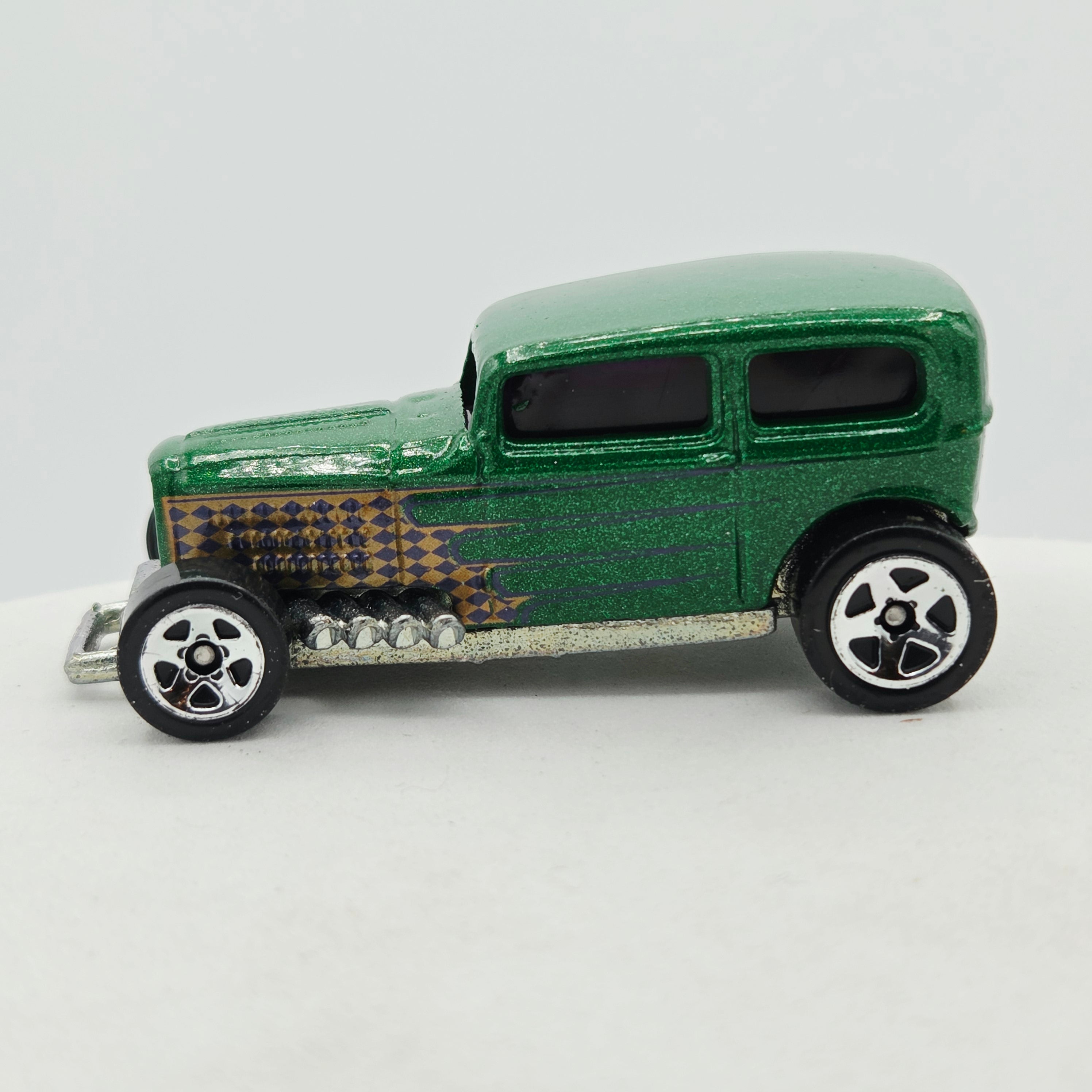 Hot Wheels Midnight Otto Hot Rod (2008 HW Mardi Gras - Walmart Exclusive)