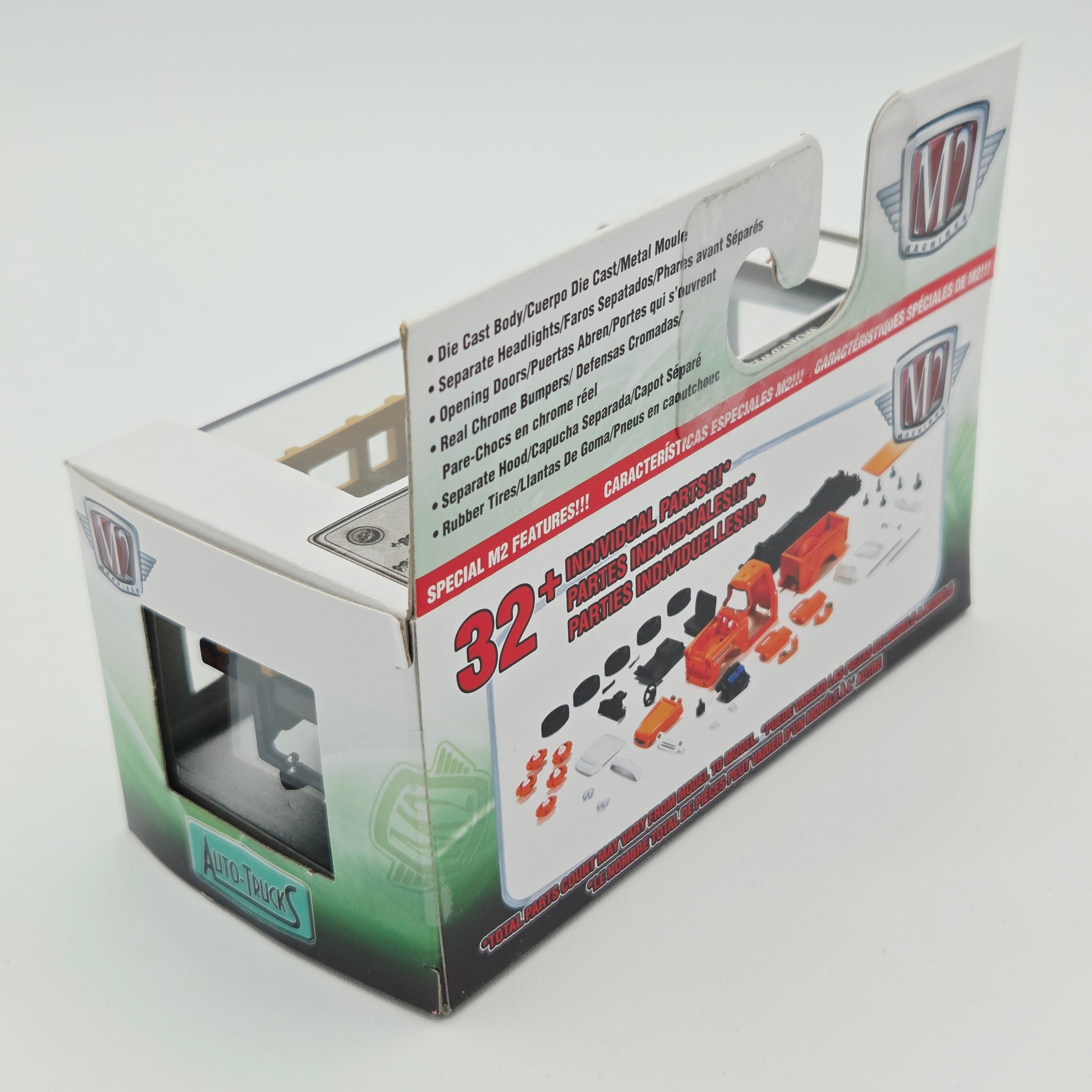 M2 Machines '66 Dodge L600 Stake Bed Truck - 1:64 (2017 Auto-Trucks R42)