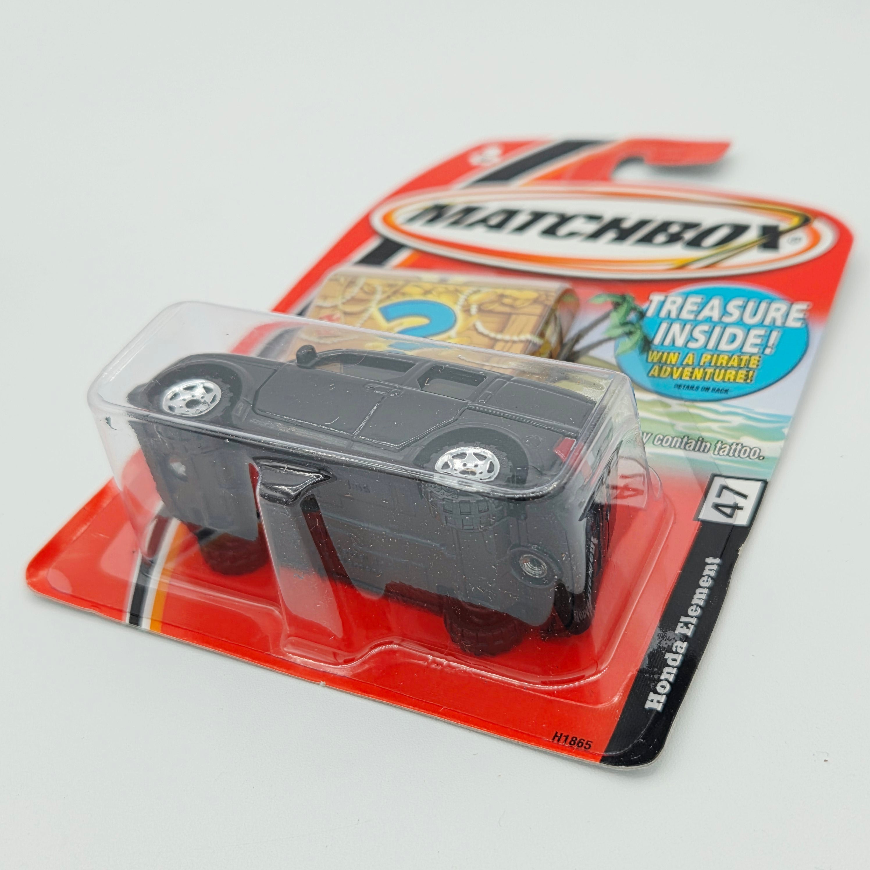 Matchbox Honda Element, Black (2005 MBX Basic - Buried Treasure)