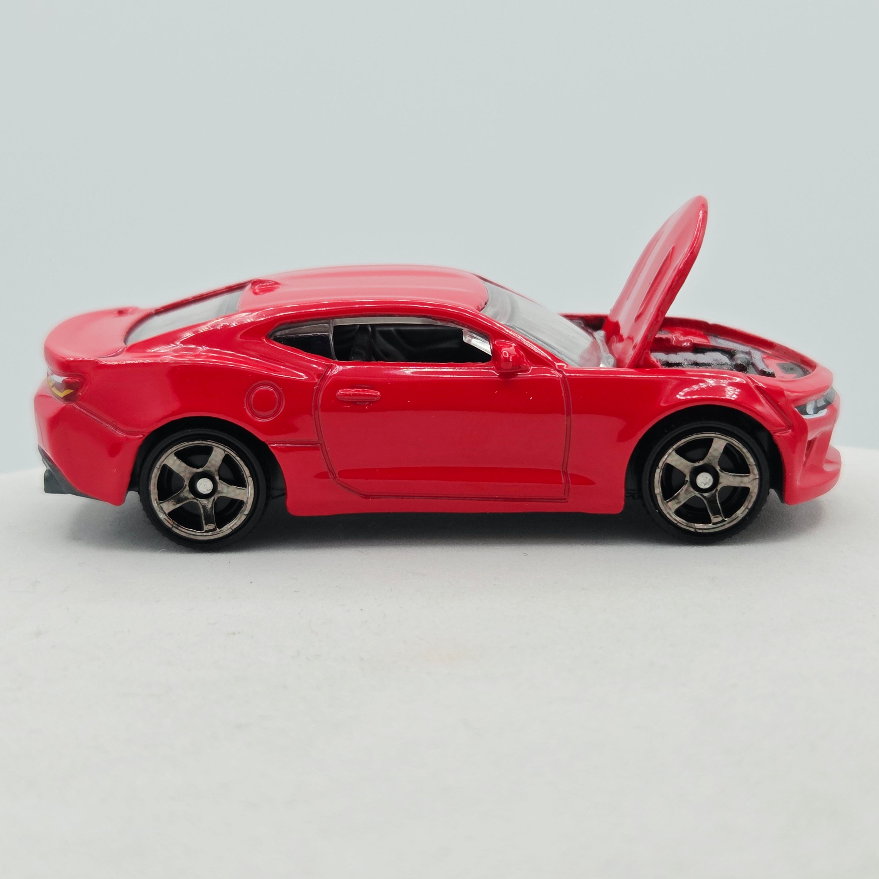 Matchbox '16 Chevrolet Camaro (2021 MBX Moving Parts)