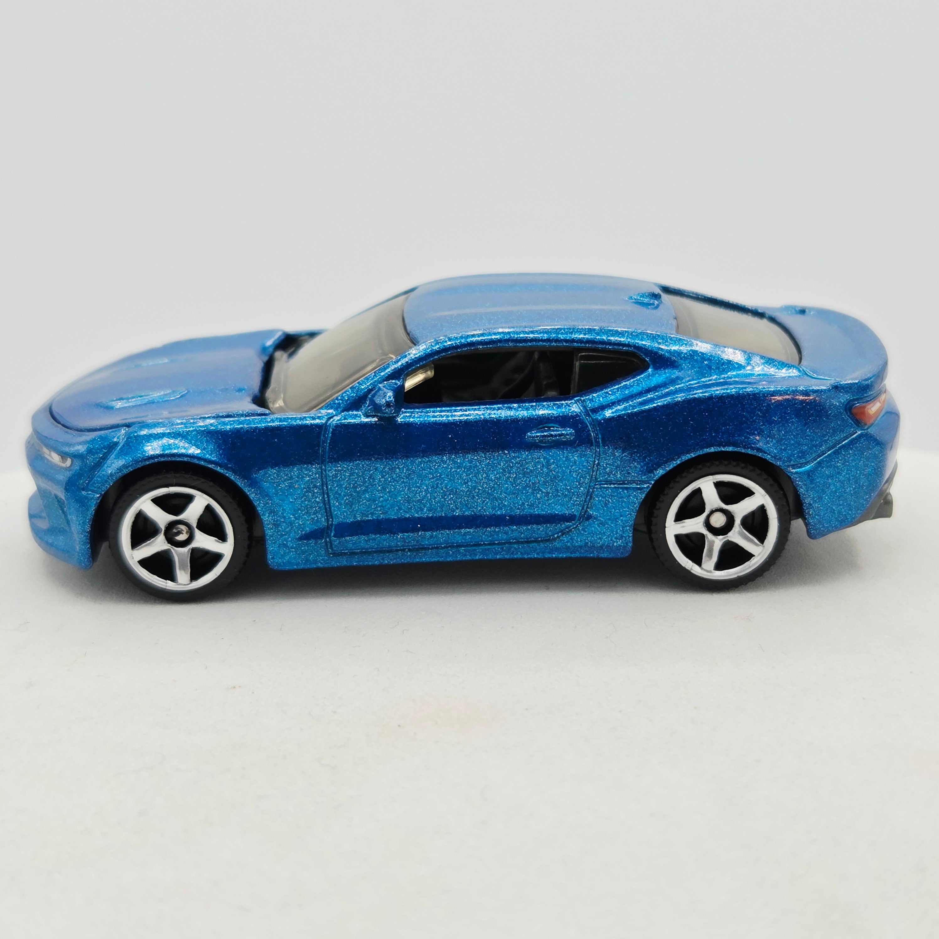 Matchbox '16 Chevrolet Camaro (2019 MBX Moving Parts)