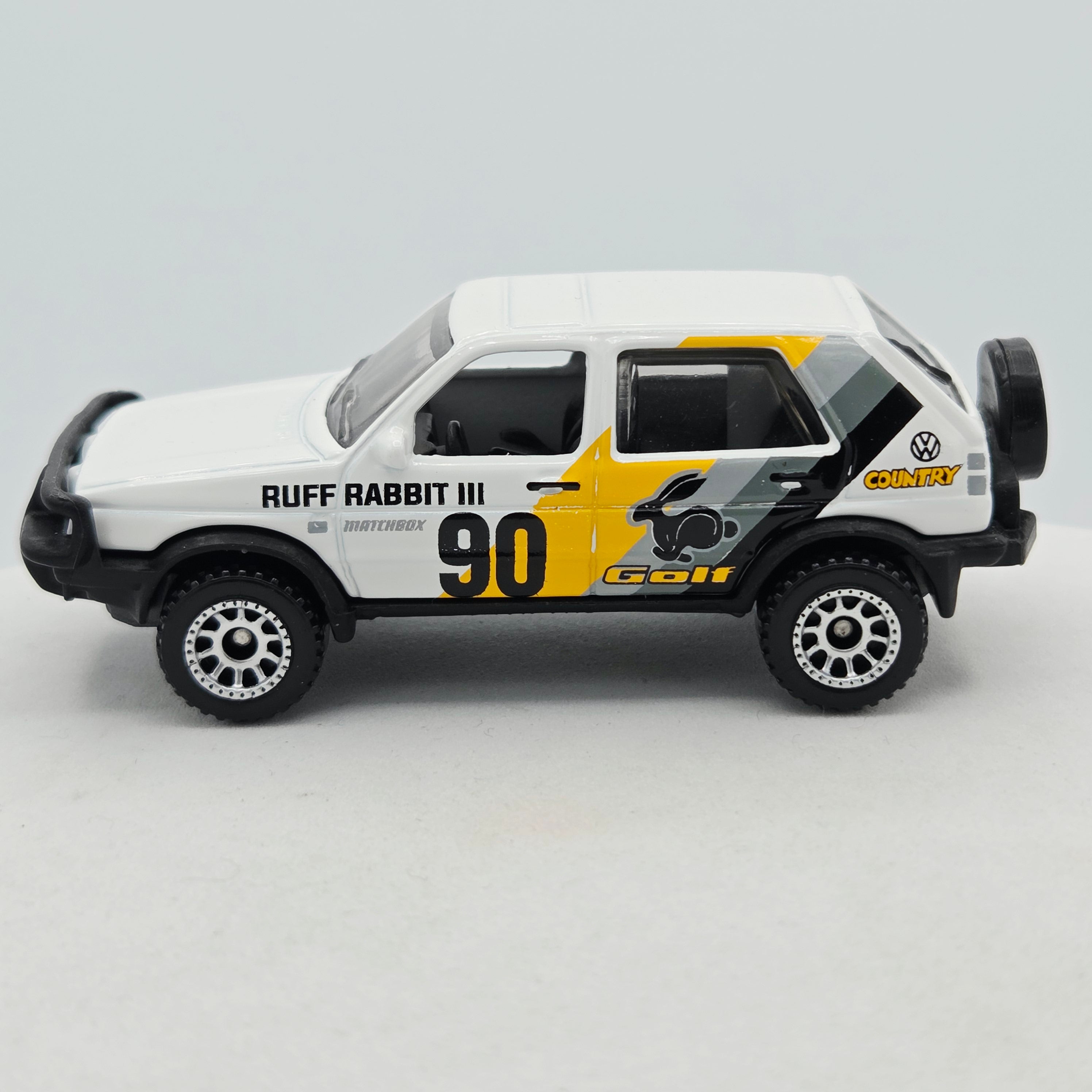 Matchbox '90 Volkswagen Golf Country (2024 MBX Retro 5 Pack - Multipack Exclusive)