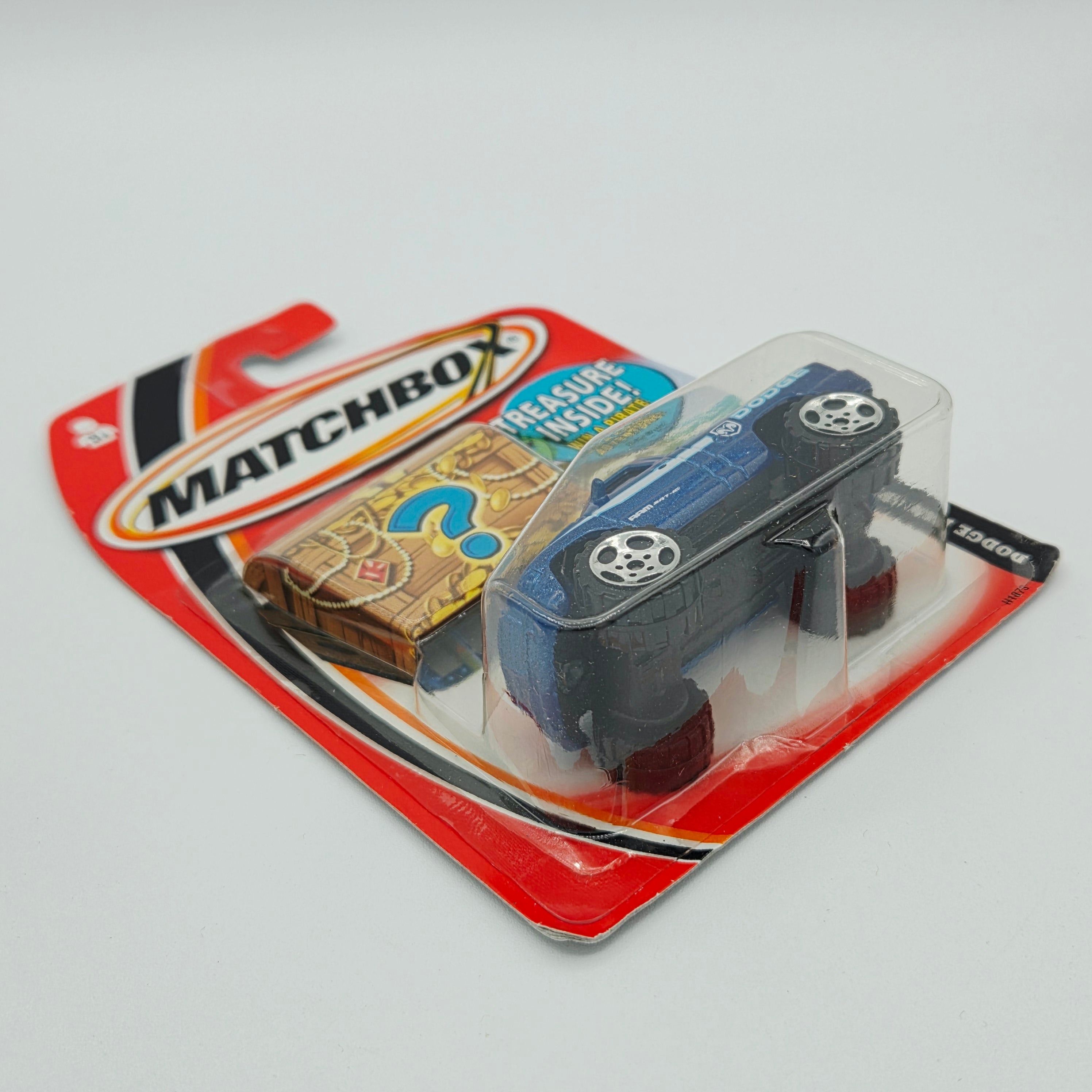 Matchbox Dodge Ram SRT10 Pickup (2005 MBX Basic - Buried Treasure)