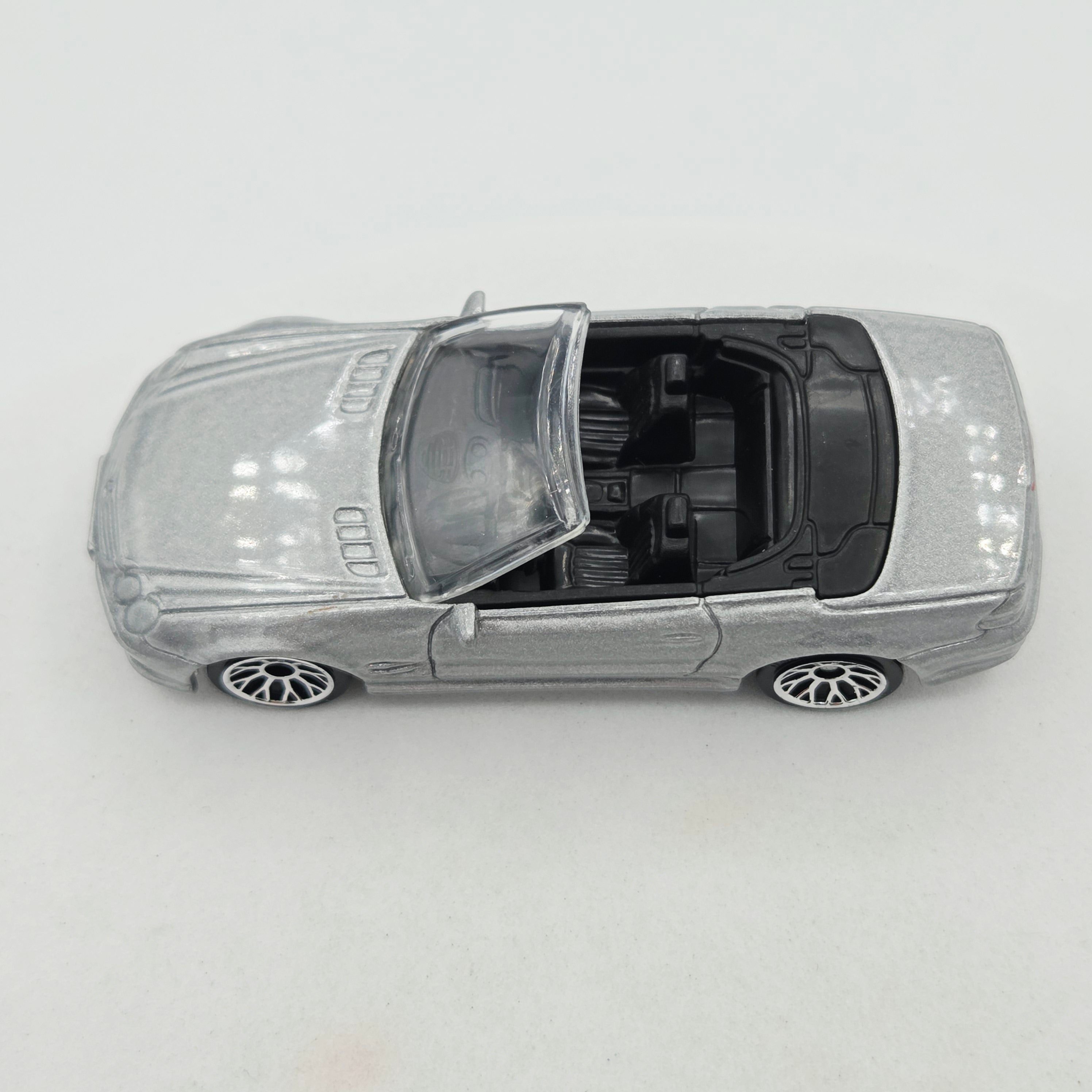 Matchbox Mercedes-Benz SL55 (2005 MBX Basic - Buried Treasure)