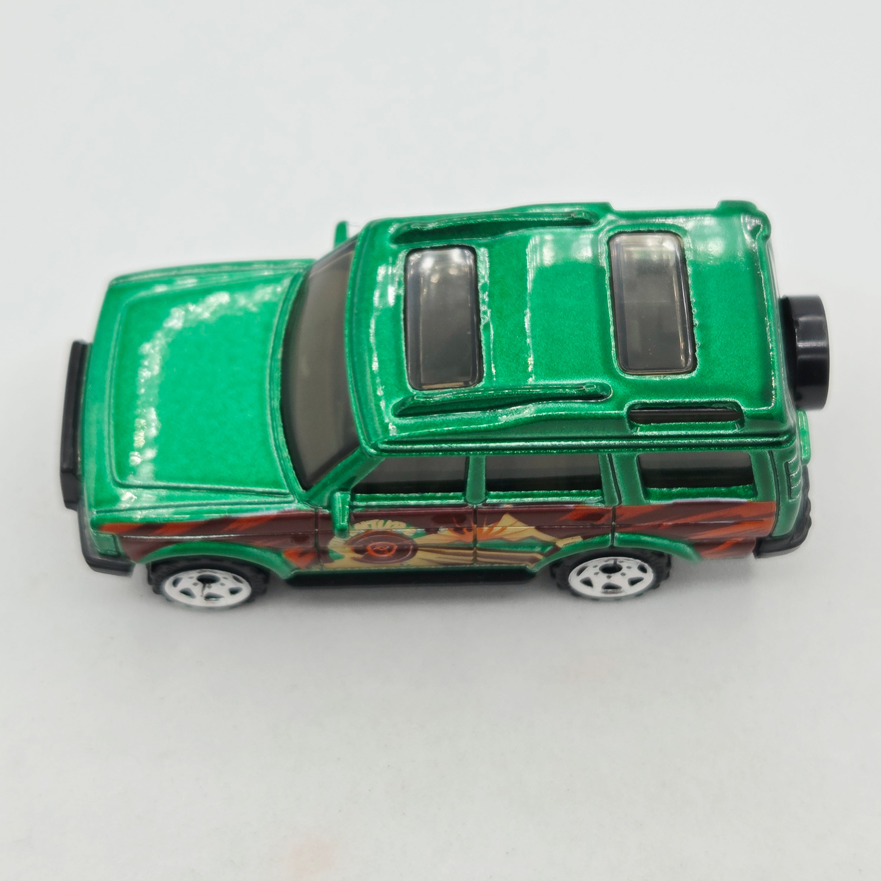 Matchbox Land Rover Discovery (2005 MBX Basic - Buried Treasure)