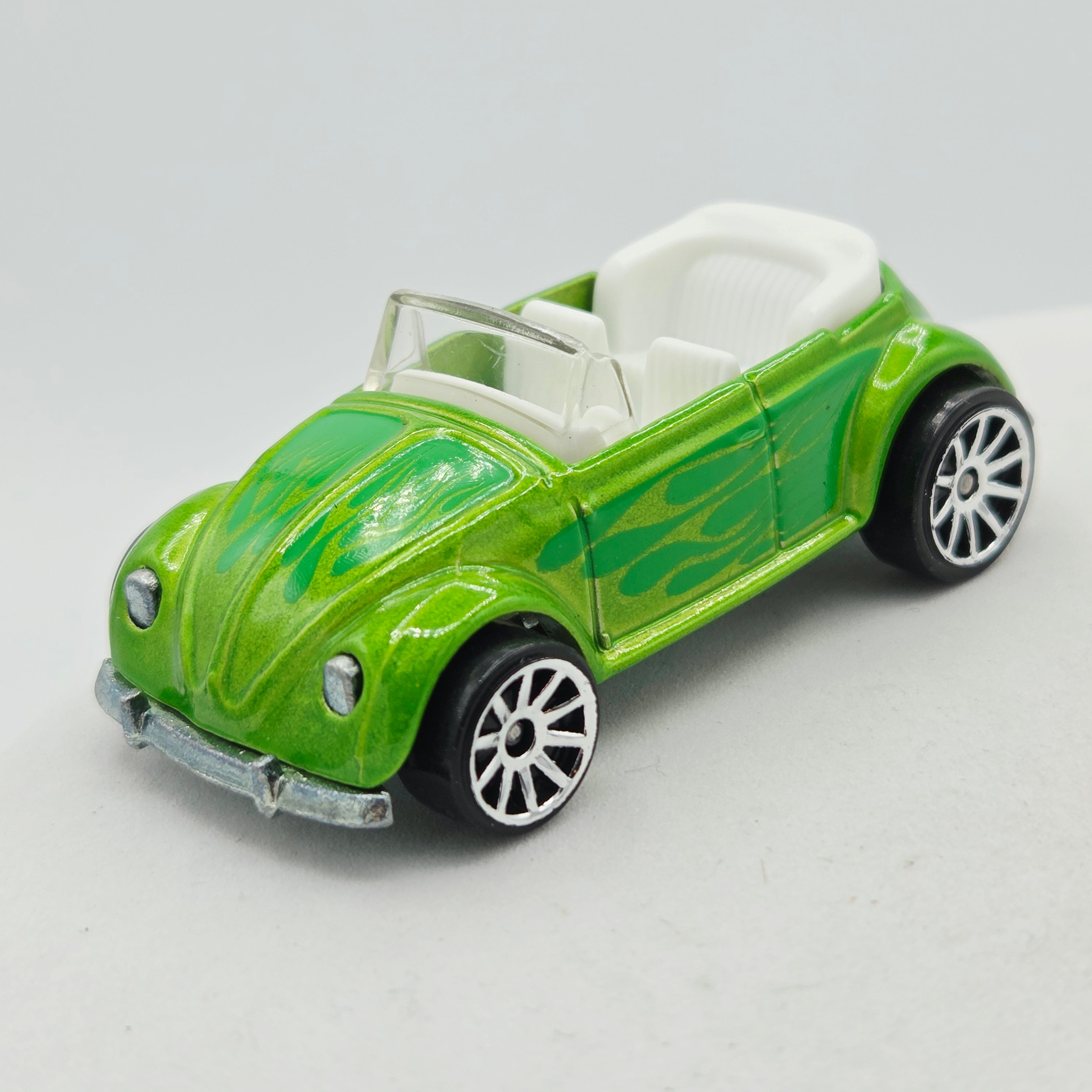 Hot Wheels VW Bug Convertible / Volkswagen Beetle (2007 HW Mystery Cars)