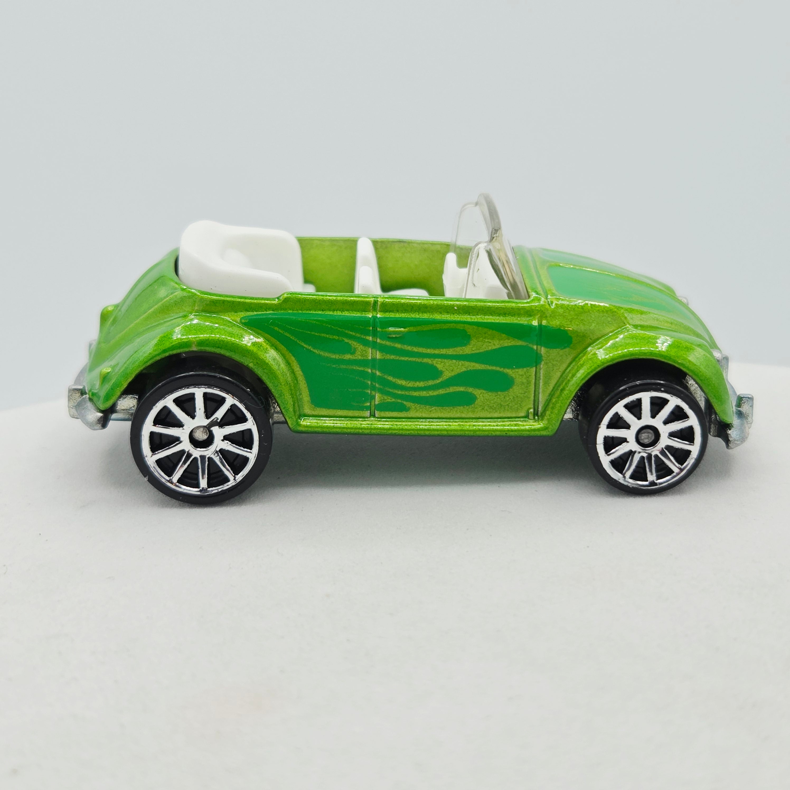 Hot Wheels VW Bug Convertible / Volkswagen Beetle (2007 HW Mystery Cars)
