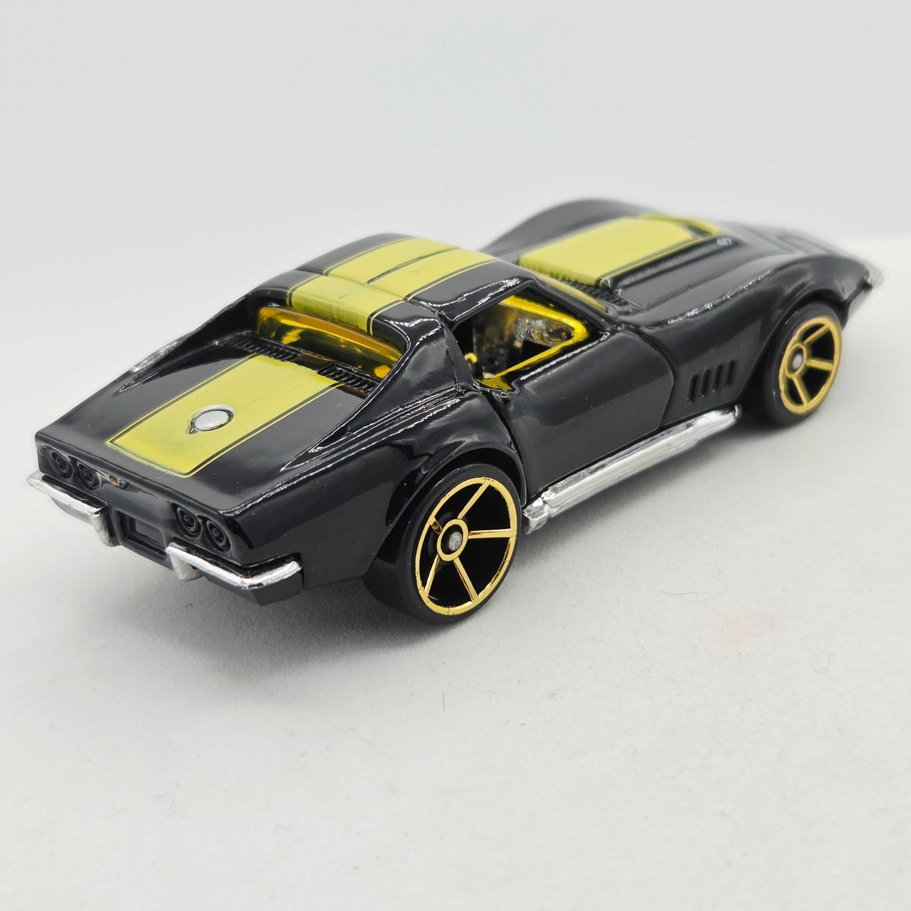 Hot Wheels '69 Chevrolet Corvette (2008 HW Mystery Cars)