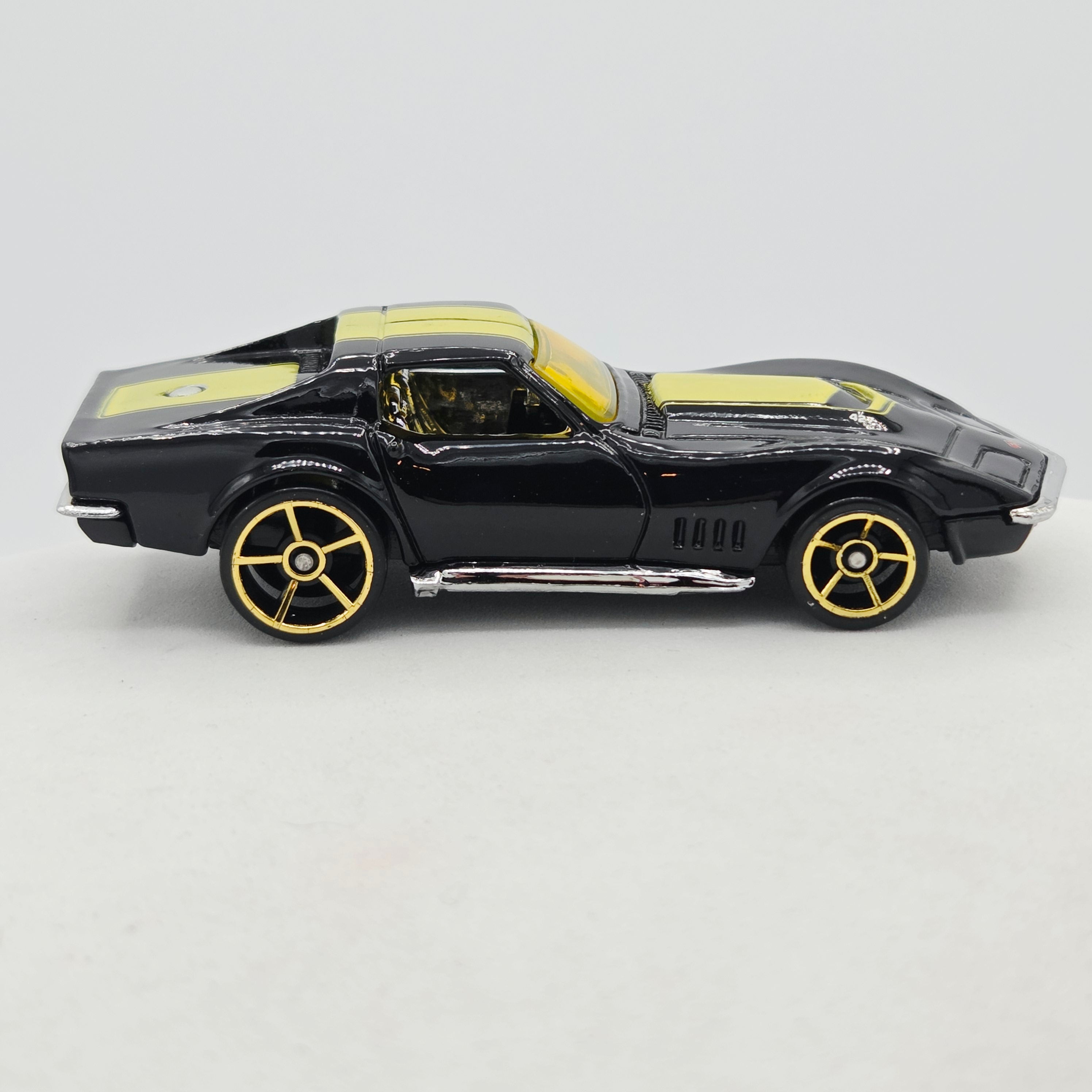 Hot Wheels '69 Chevrolet Corvette (2008 HW Mystery Cars)