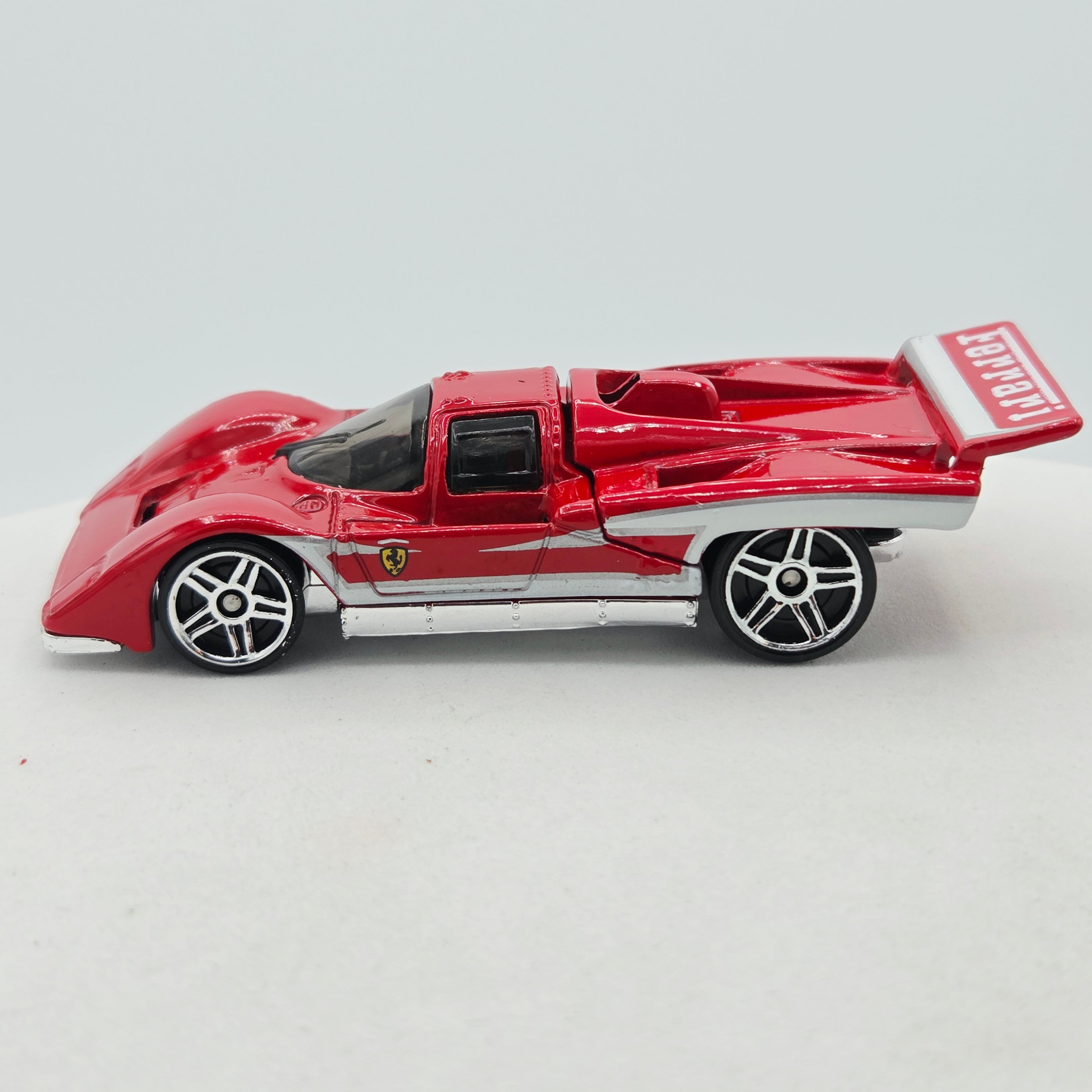 Hot Wheels Ferrari 512M (2009 HW Basic - Special Features)