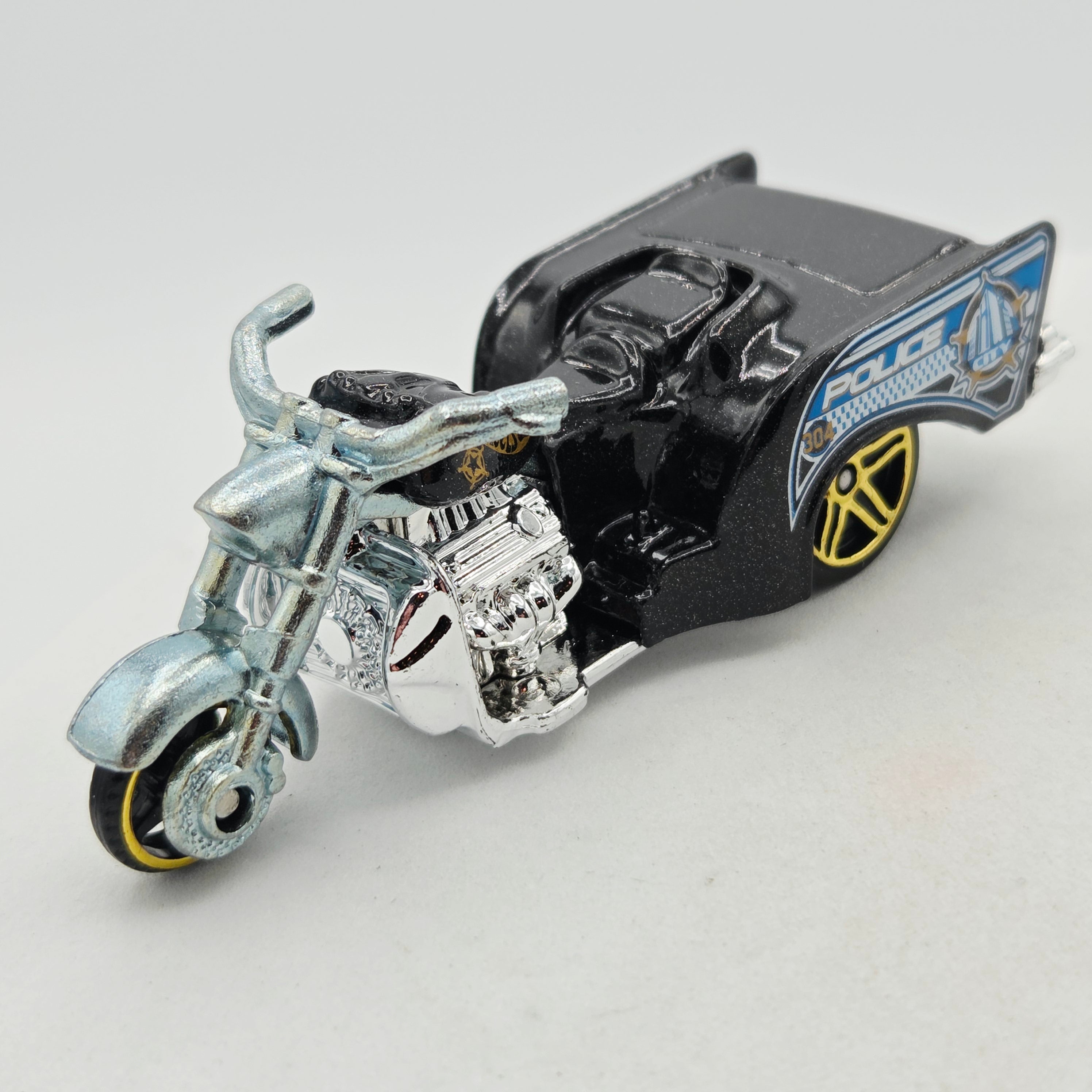 Hot Wheels Boss Hoss Motorcycle "Police" / '57 Chevy Trike (2012 HW City Works 5 Pack - Multipack Exclusive)