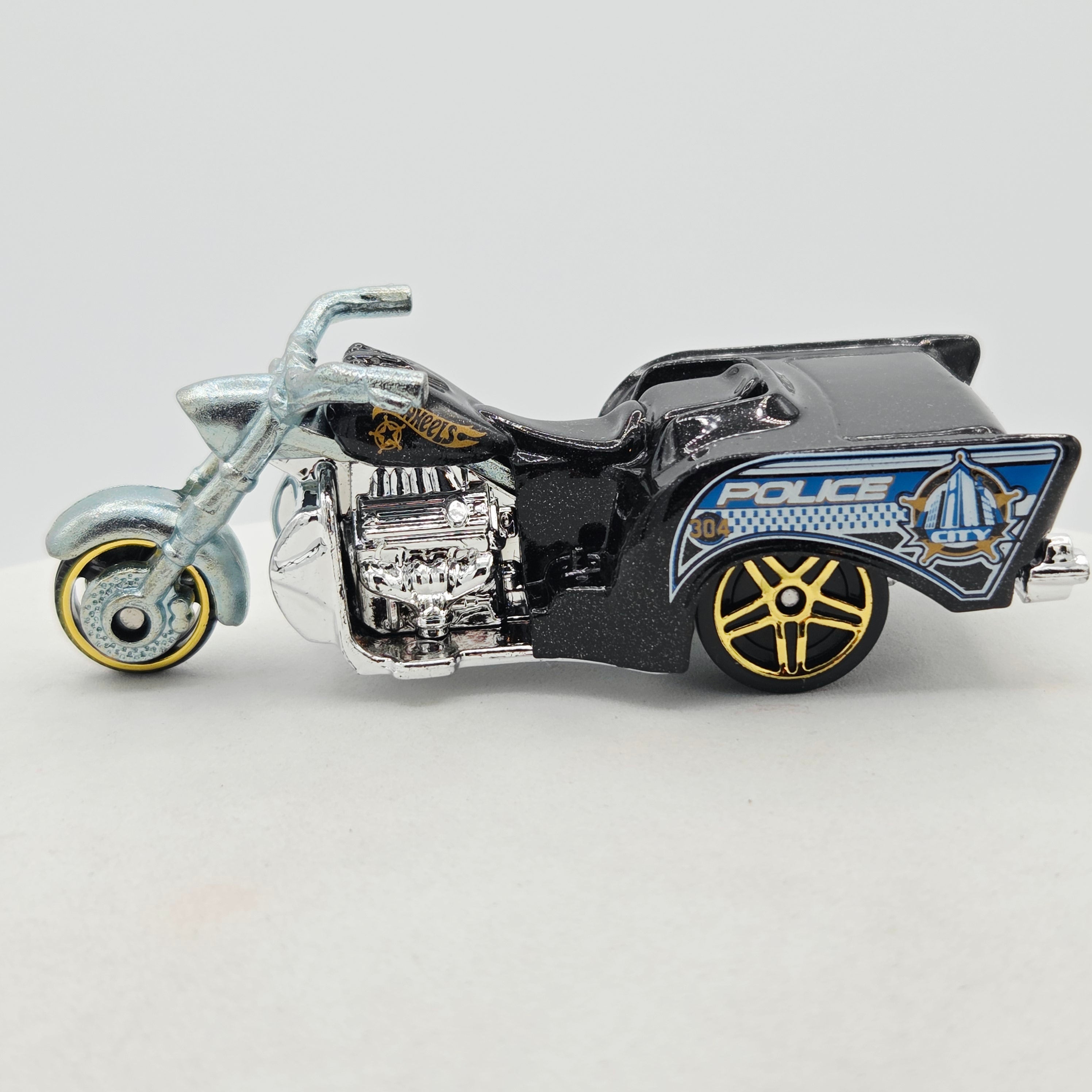 Hot Wheels Boss Hoss Motorcycle "Police" / '57 Chevy Trike (2012 HW City Works 5 Pack - Multipack Exclusive)