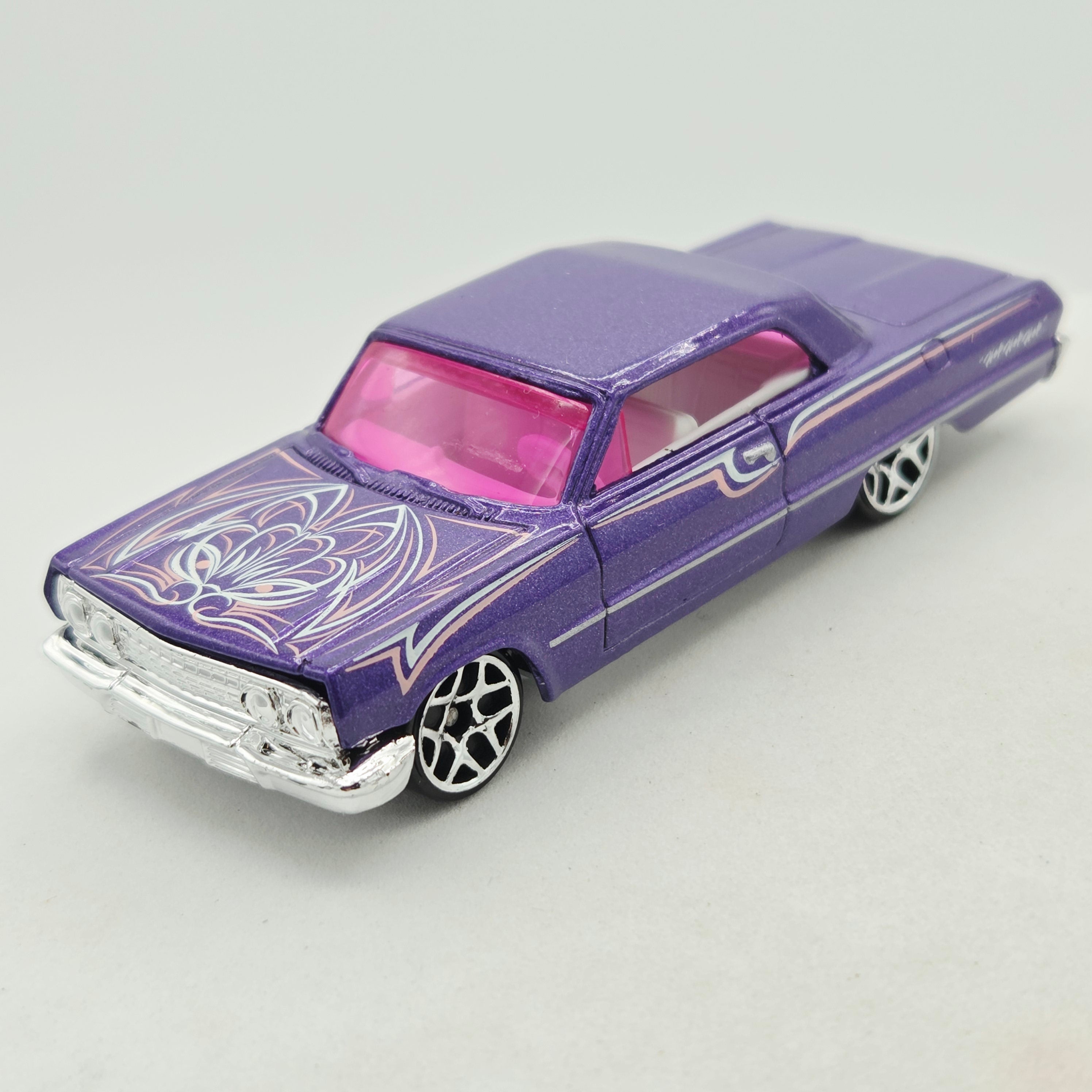 Hot Wheels '63 Chevrolet Impala (2009 HW Easter Eggclusives)