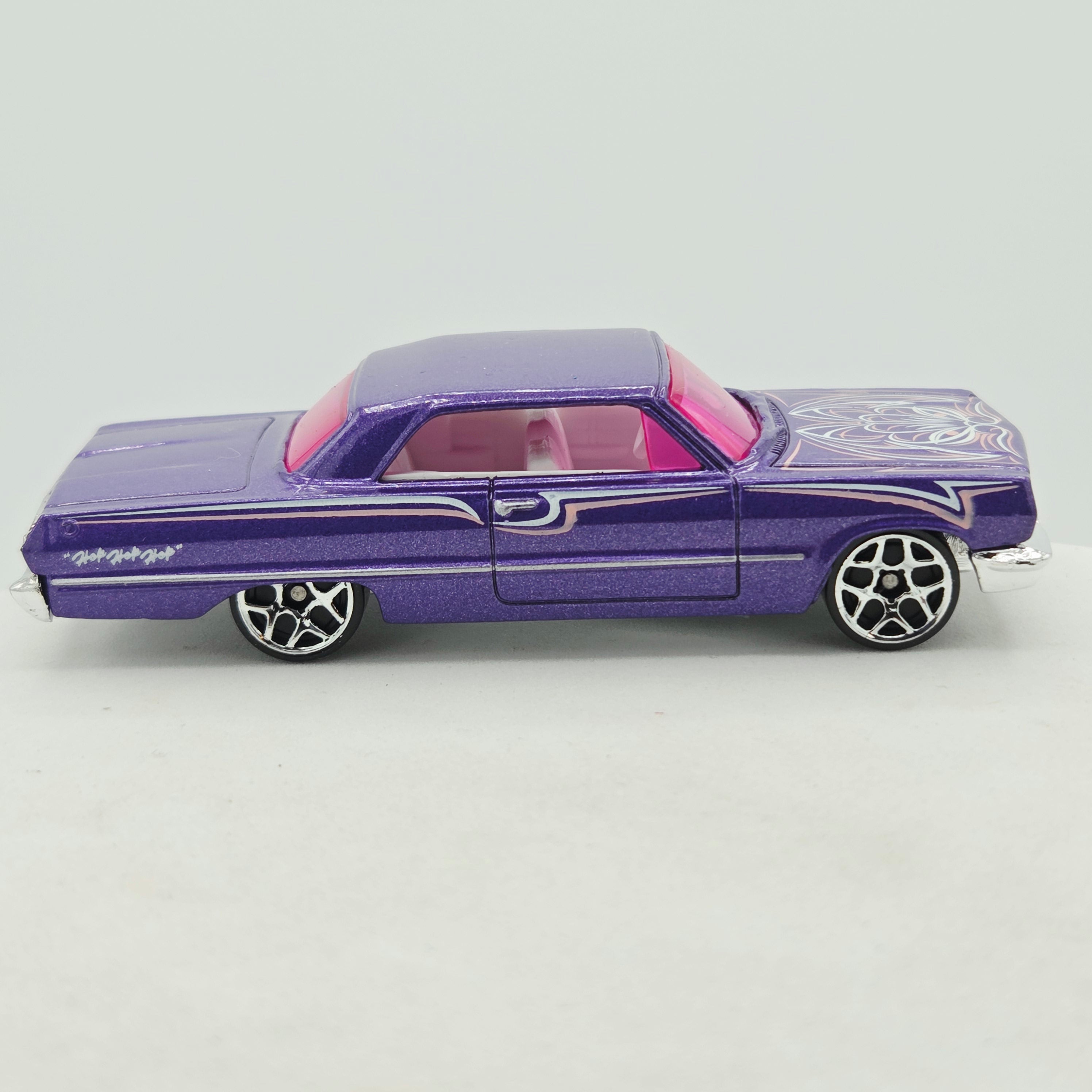 Hot Wheels '63 Chevrolet Impala (2009 HW Easter Eggclusives)