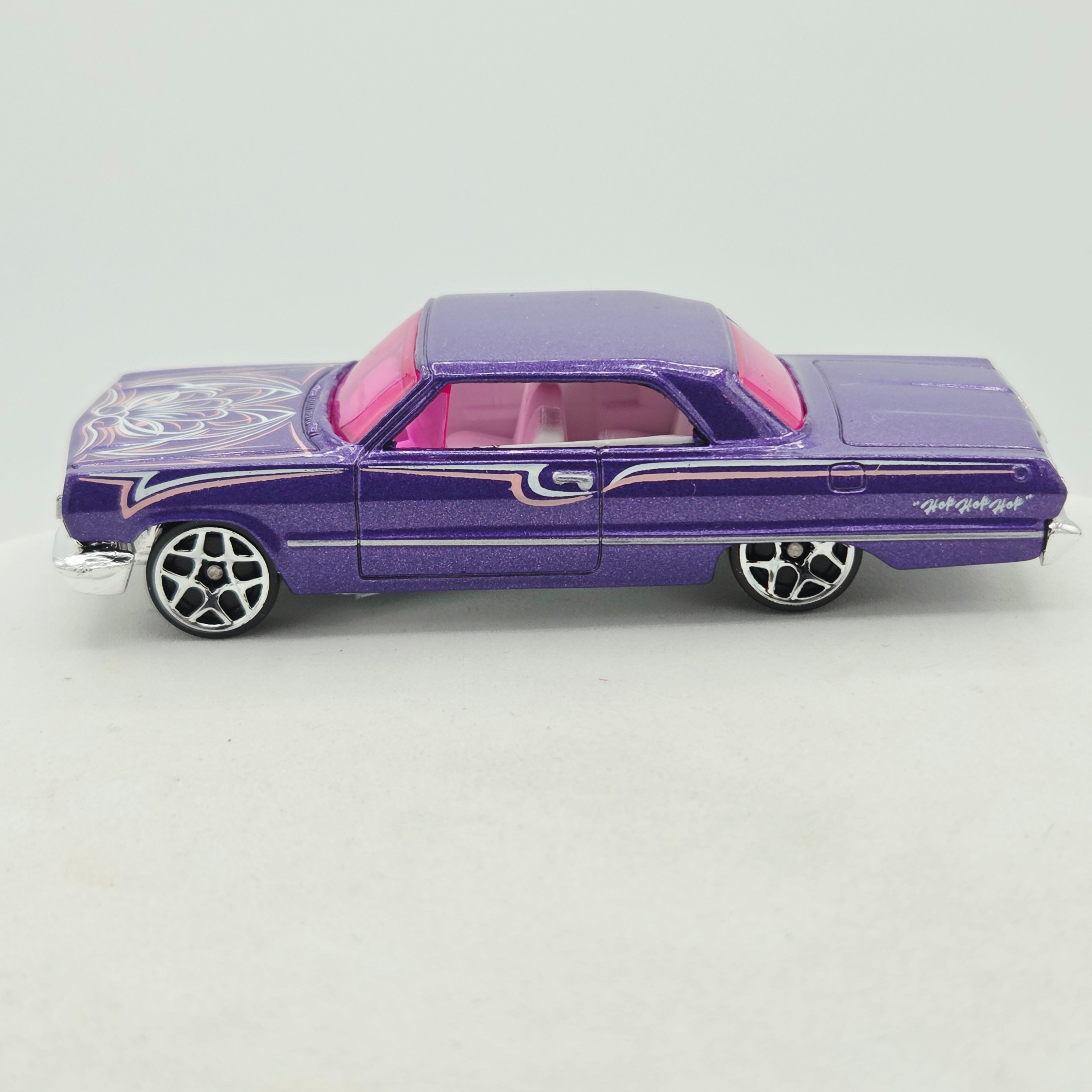 Hot Wheels '63 Chevrolet Impala (2009 HW Easter Eggclusives)