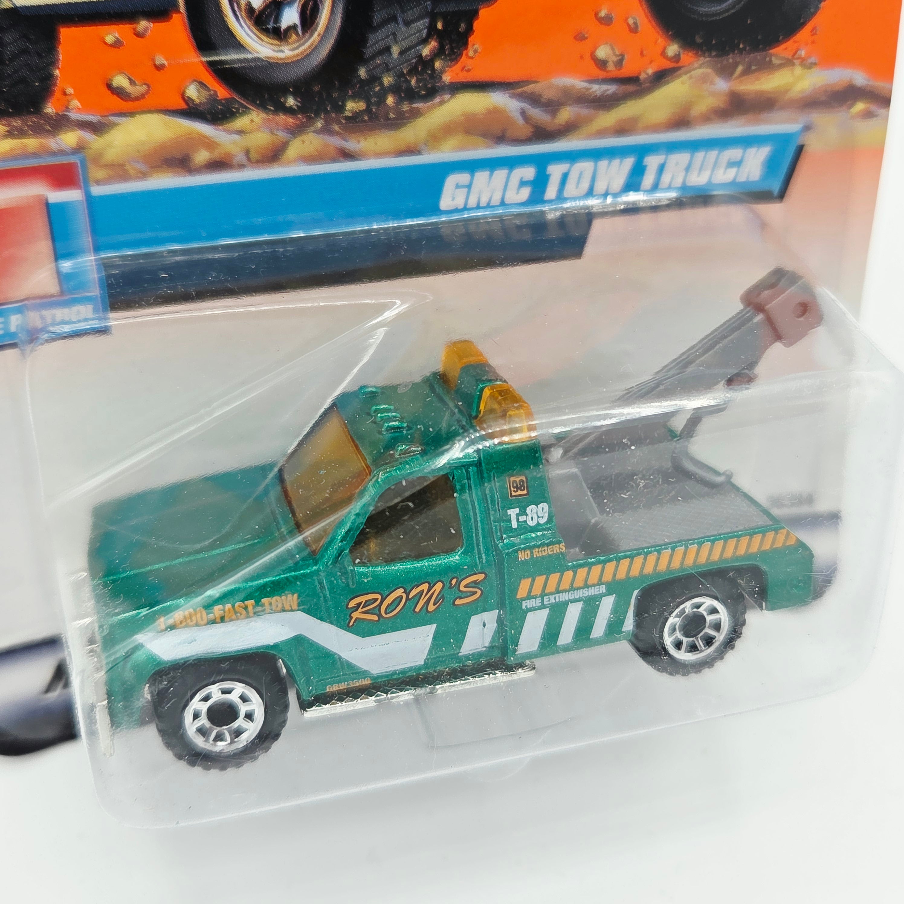 Matchbox GMC Wrecker / Tow Truck "Rons" (2000 MBX Basic - Police Patrol)