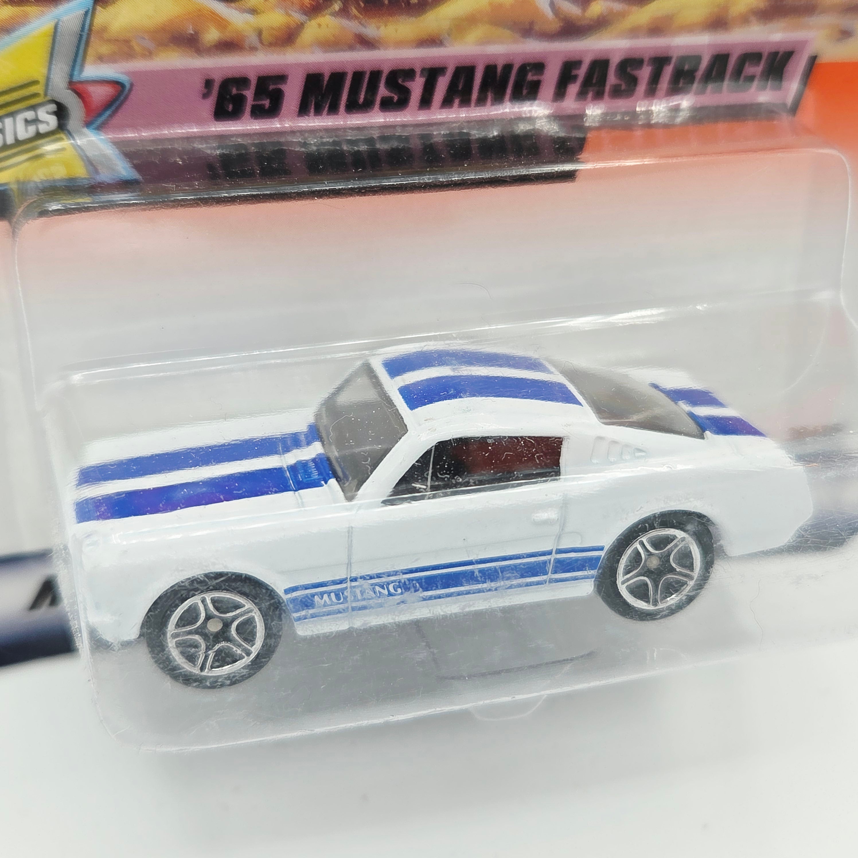 Matchbox '65 Ford Mustang Fastback (2000 MBX Basic - Classics)