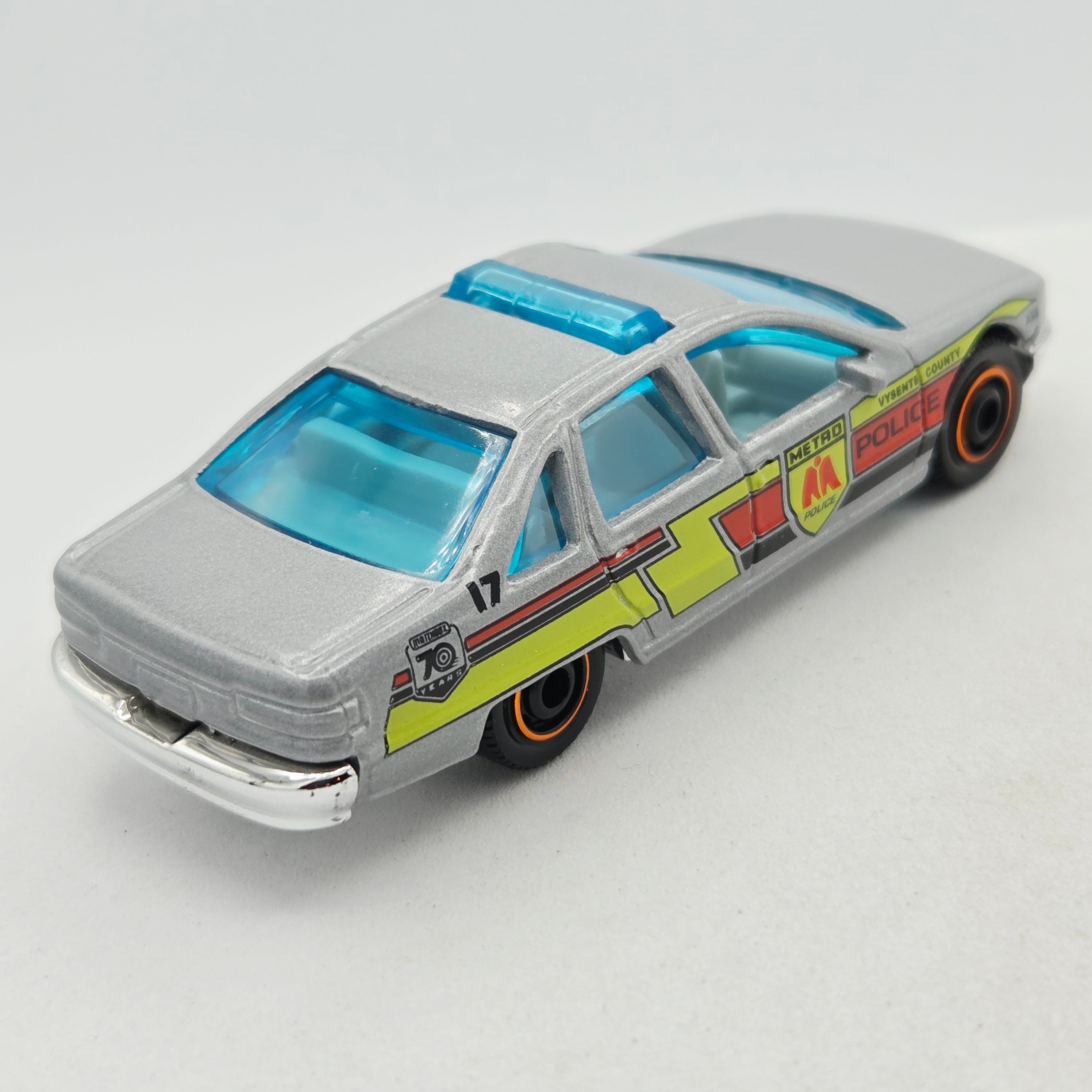 Matchbox '94 Chevy Caprice Classic Police "Metro" (2023 MBX City Drivers  II 5 Pack - Multipack Exclusive)