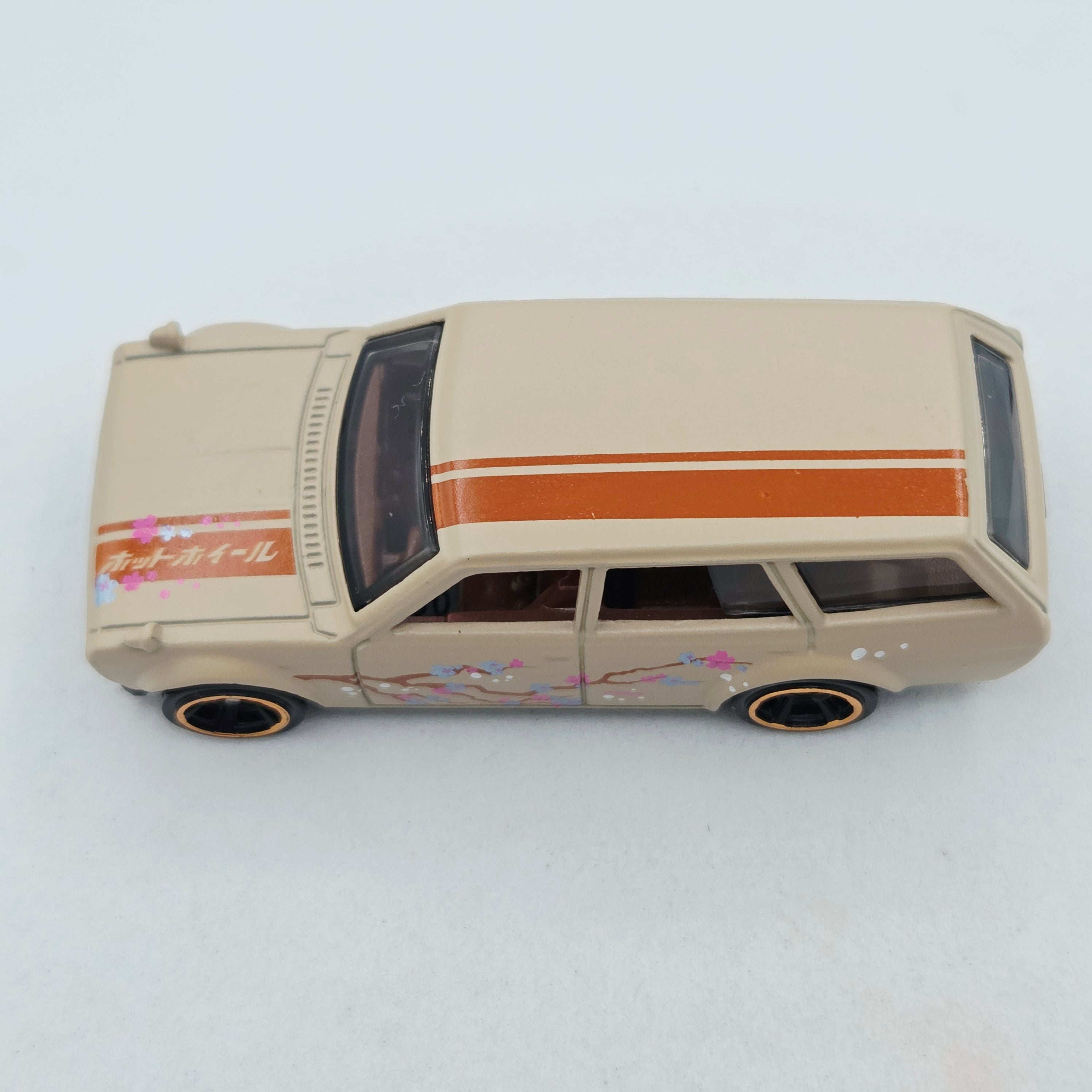 Hot Wheels '71 Datsun Bluebird 510 Wagon (2021 HW Nightburnerz 5 Pack - Multipack Exclusive)