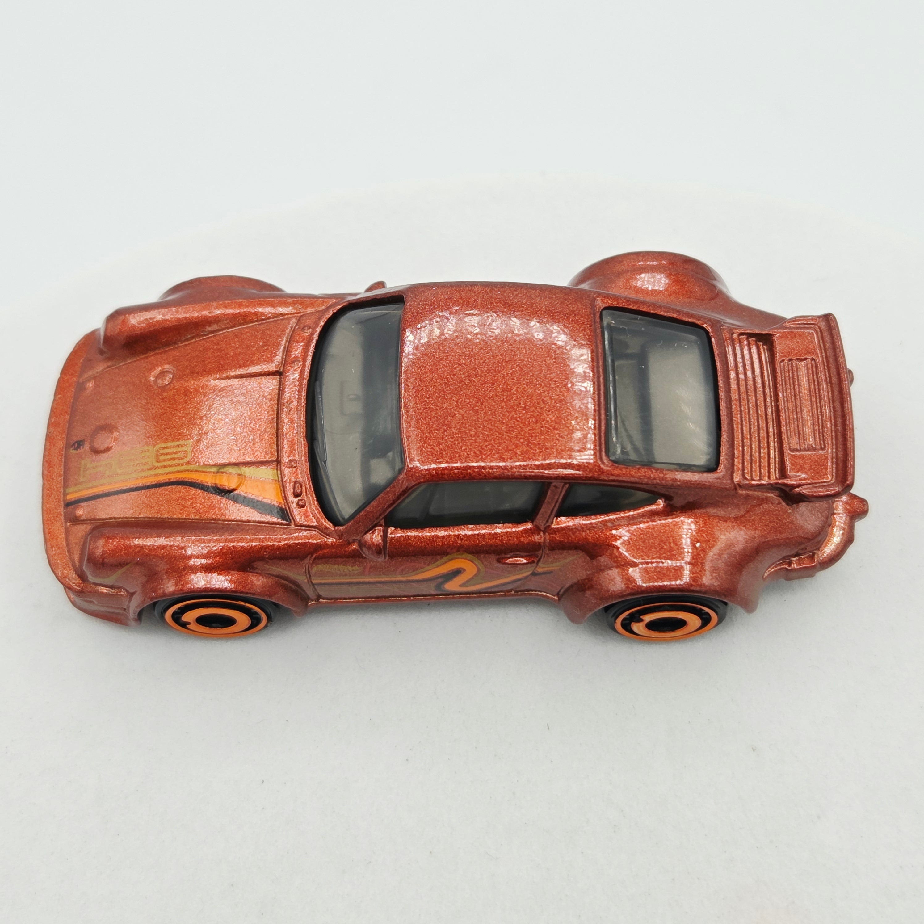 Hot Wheels Porsche 934 Turbo RSR (2021 HW Nightburnerz 5 Pack - Multipack Exclusive)