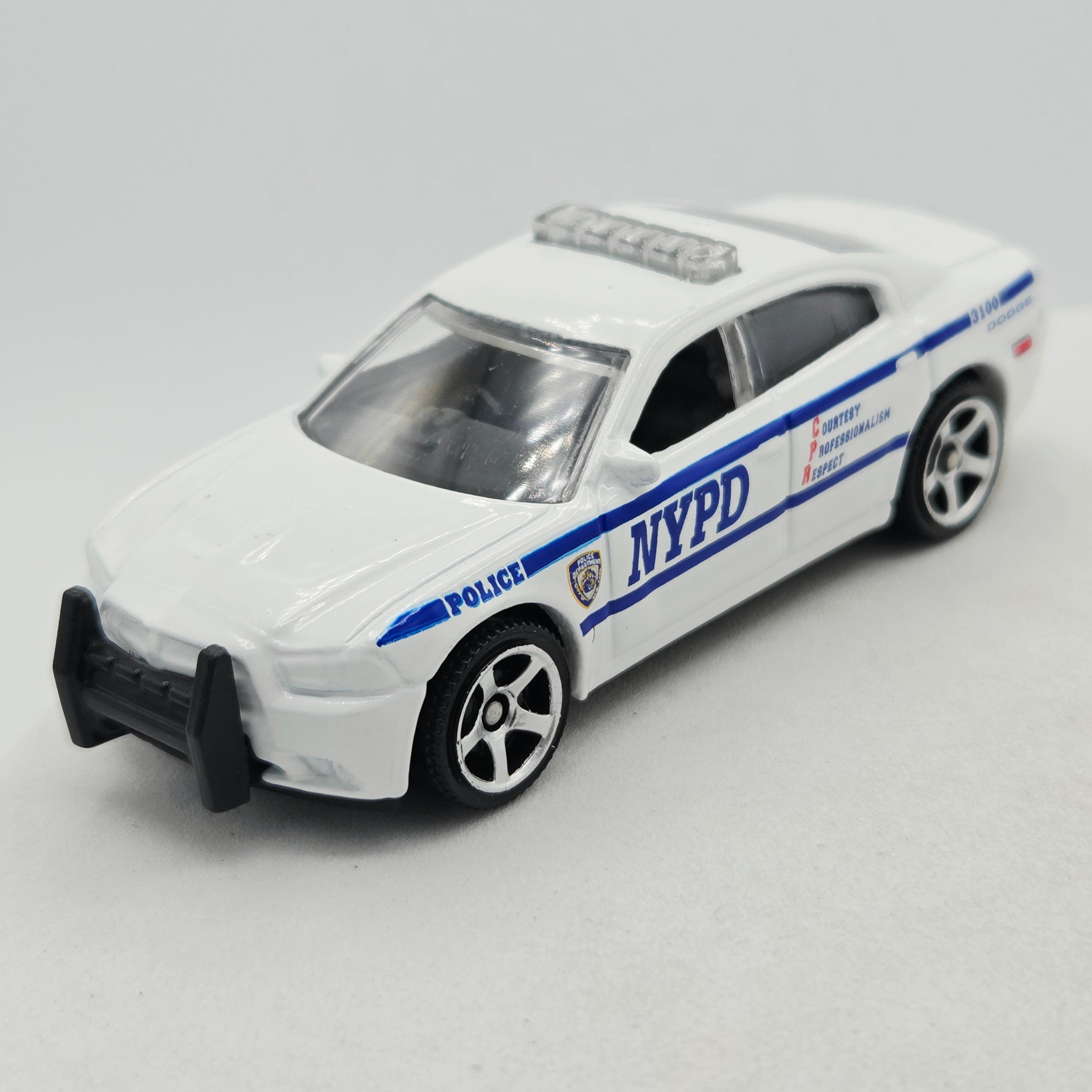 Matchbox Dodge Charger Pursuit "NYPD" (2016 MBX Police Rescue 5 Pack - Multipack Exclusive)
