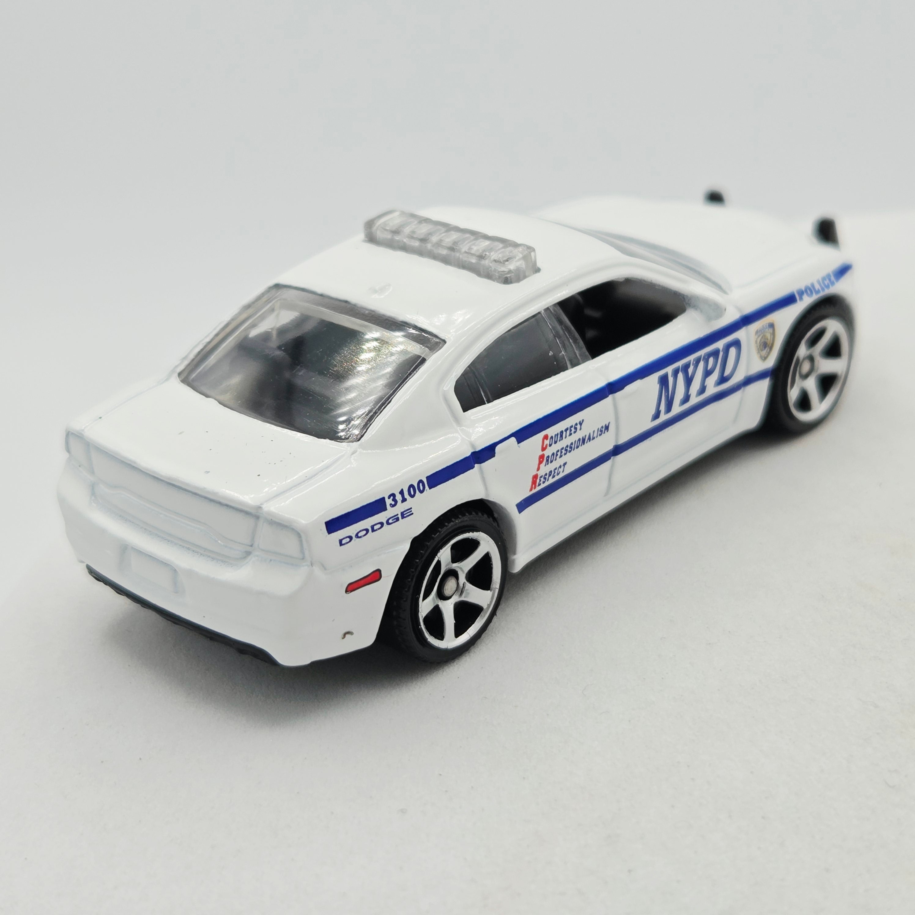 Matchbox Dodge Charger Pursuit "NYPD" (2016 MBX Police Rescue 5 Pack - Multipack Exclusive)