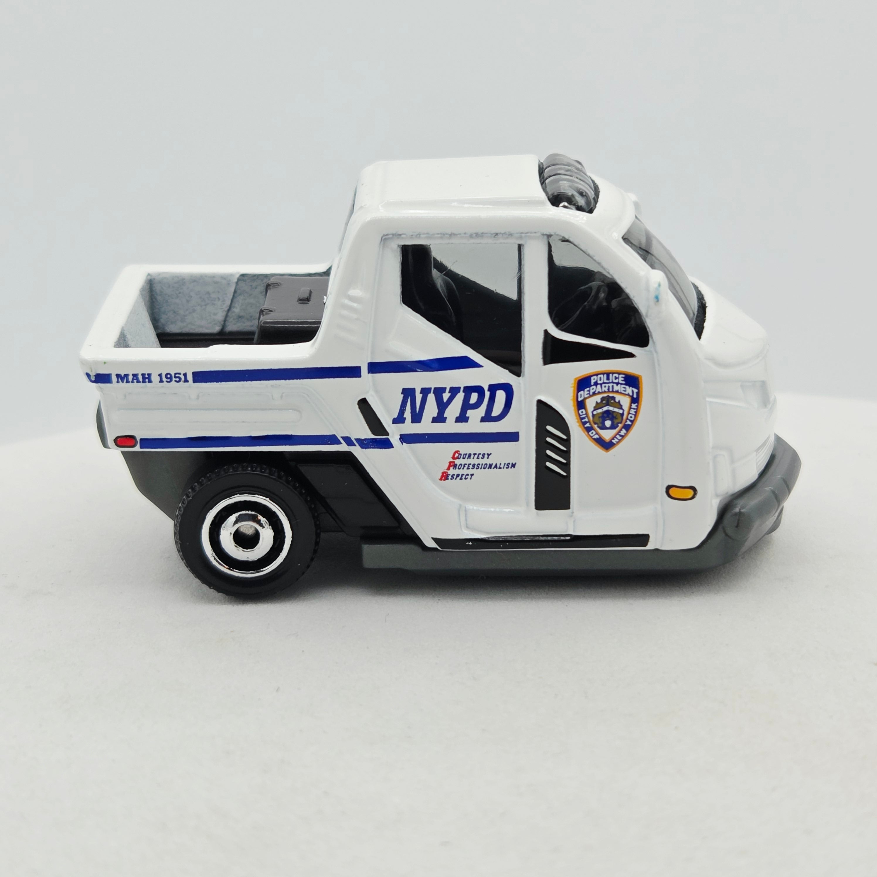Matchbox Meter Made / Maid "NYPD" (2016 MBX Police Rescue 5 Pack - Multipack Exclusive)
