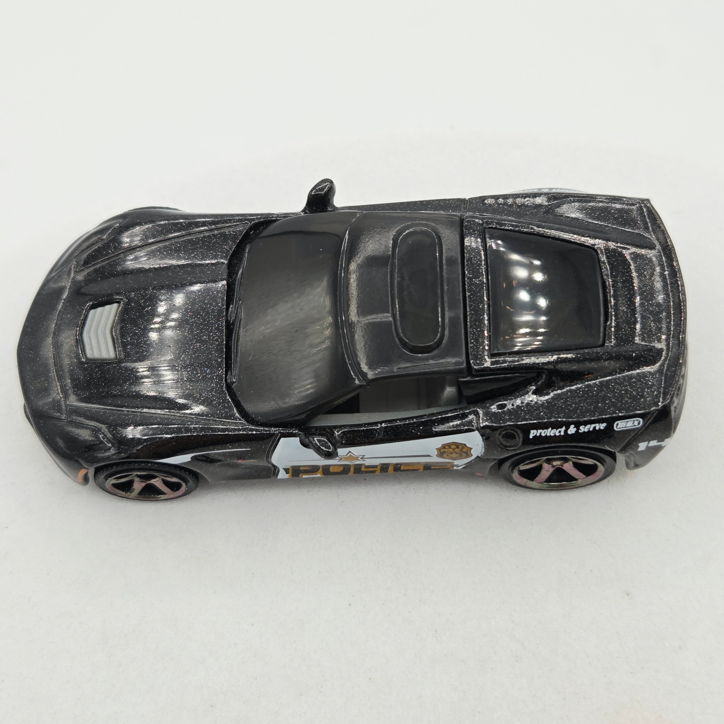 Matchbox '14 Chevy Corvette Stingray "Police" (2018 MBX Basic - Heroic Rescue)