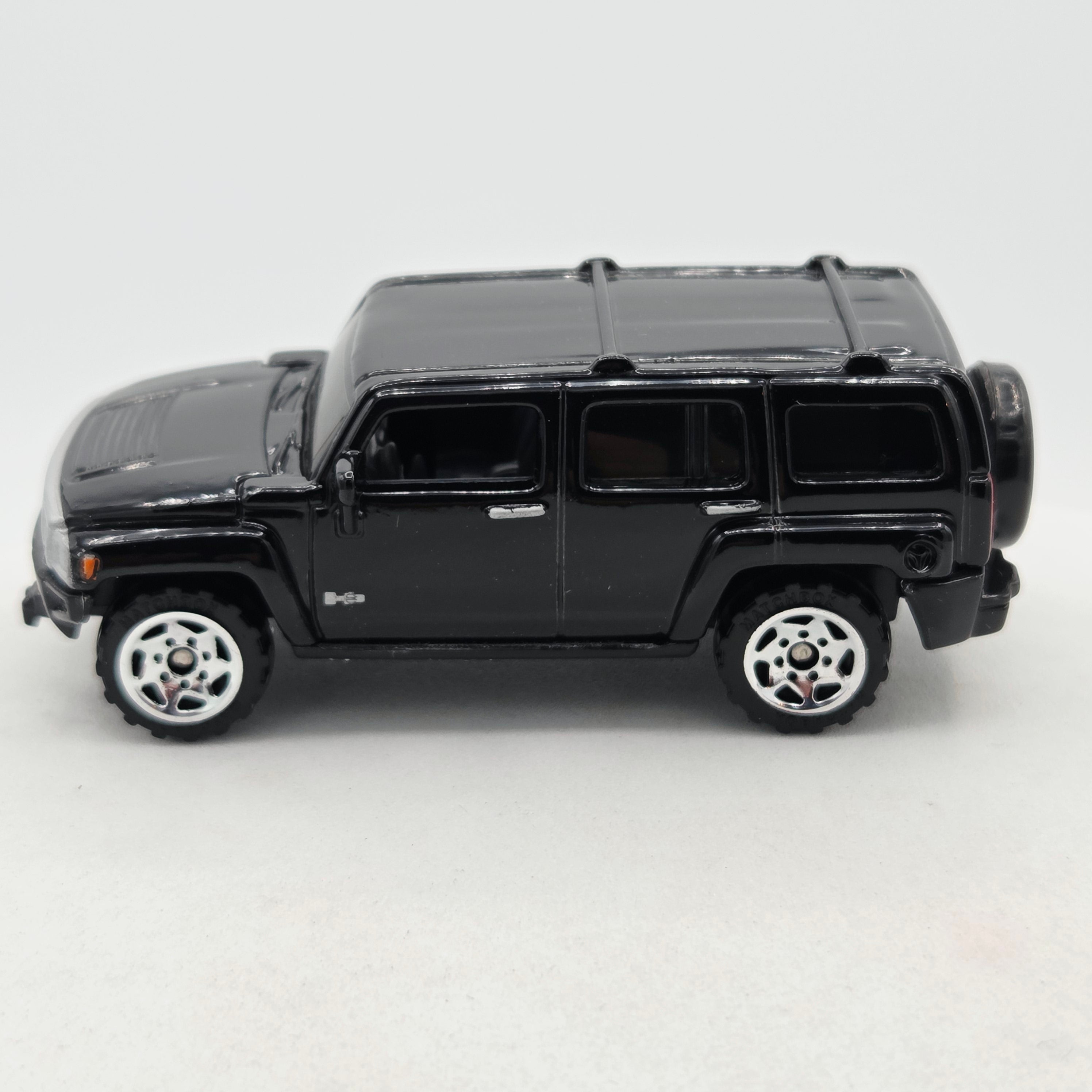 Matchbox Hummer H3 (2005 MBX Basic - Buried Treasure / Hero City)