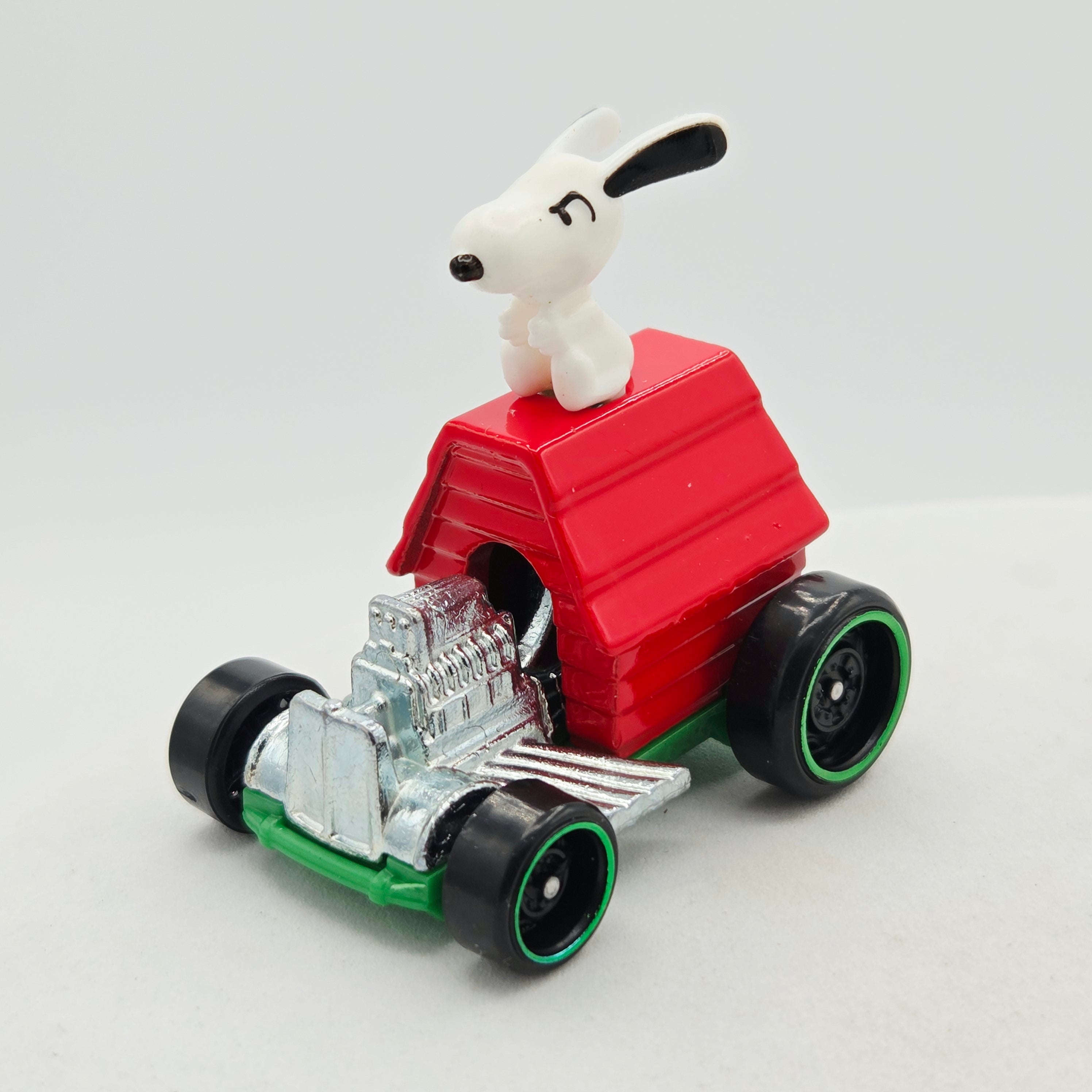 Hot Wheels Snoopy (2025 HW Basic - Screen Time)