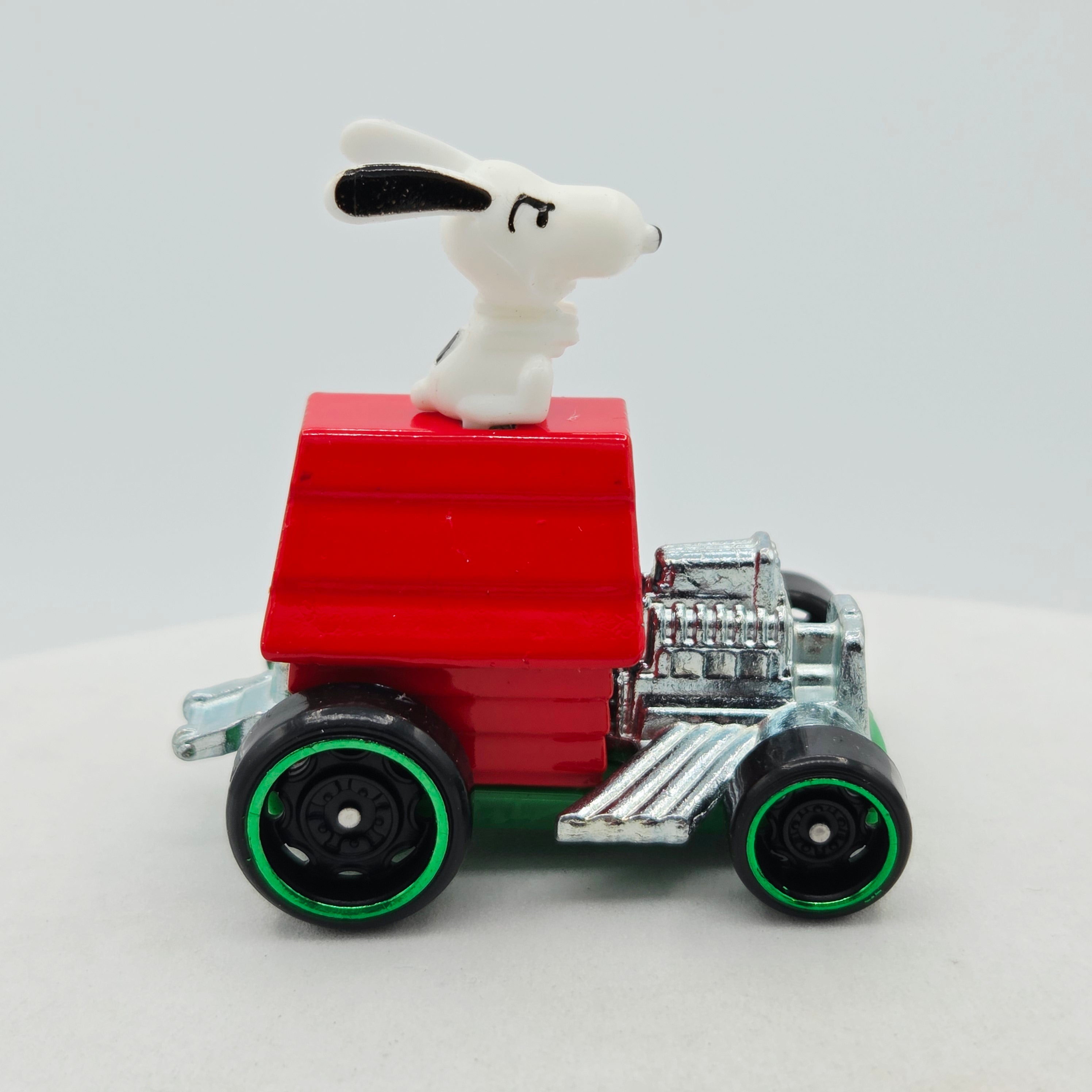 Hot Wheels Snoopy (2025 HW Basic - Screen Time)