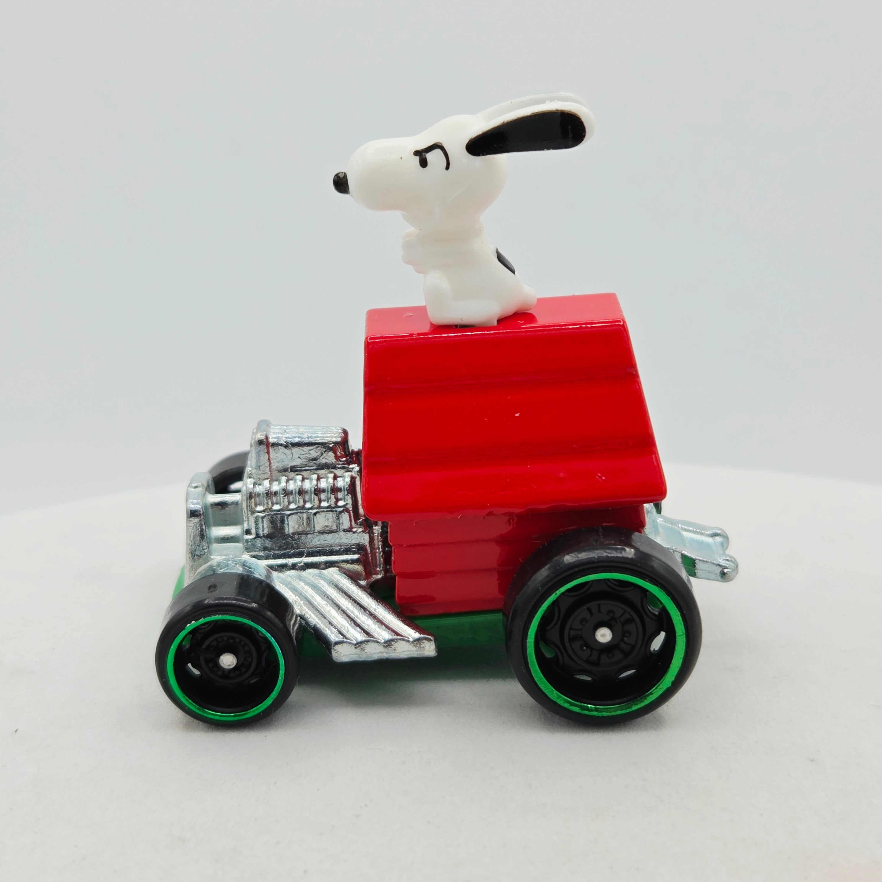 Hot Wheels Snoopy (2025 HW Basic - Screen Time)