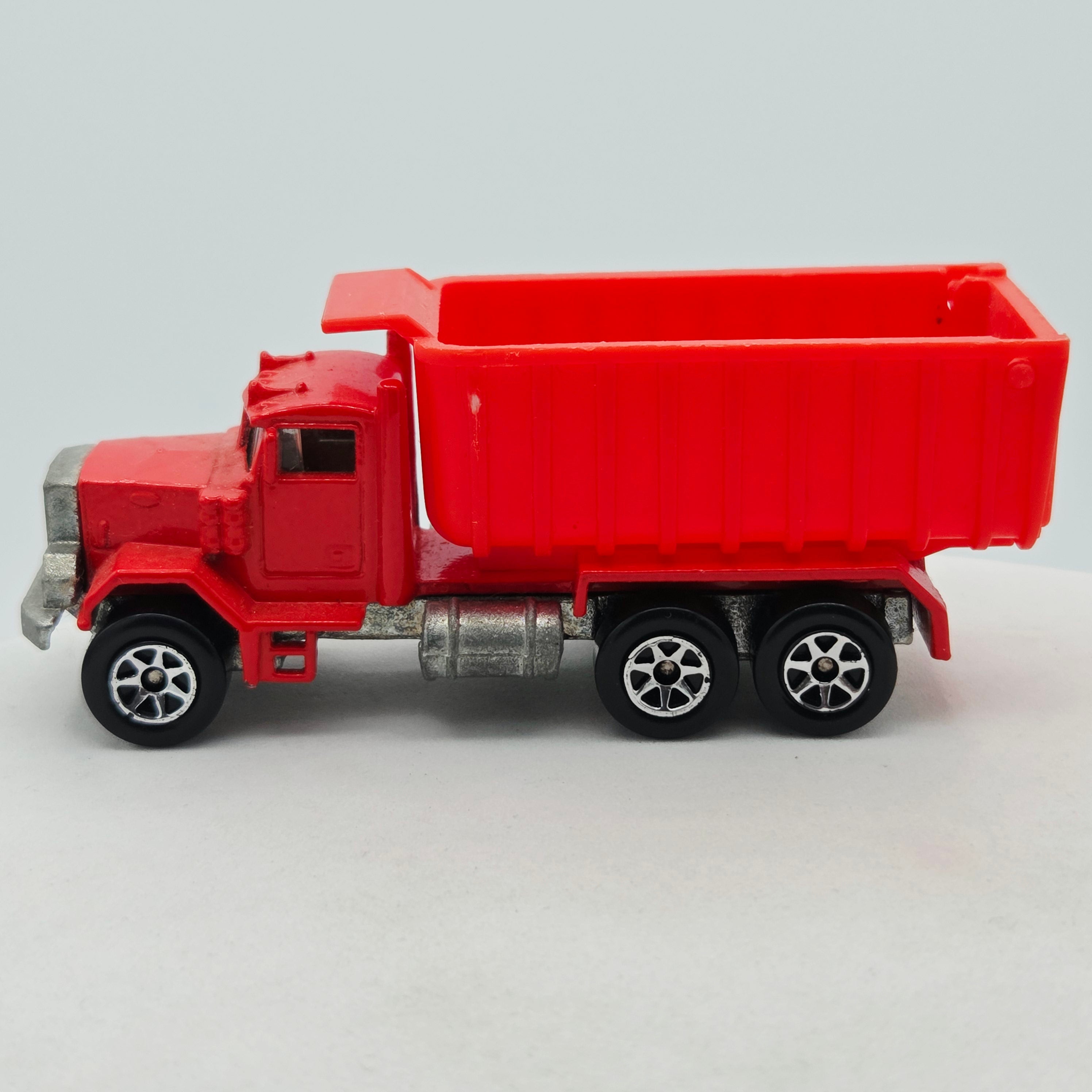 Hot Wheels Peterbilt Dump Truck w/ 7SP Wheels (1996 HW Basic / Mainline)