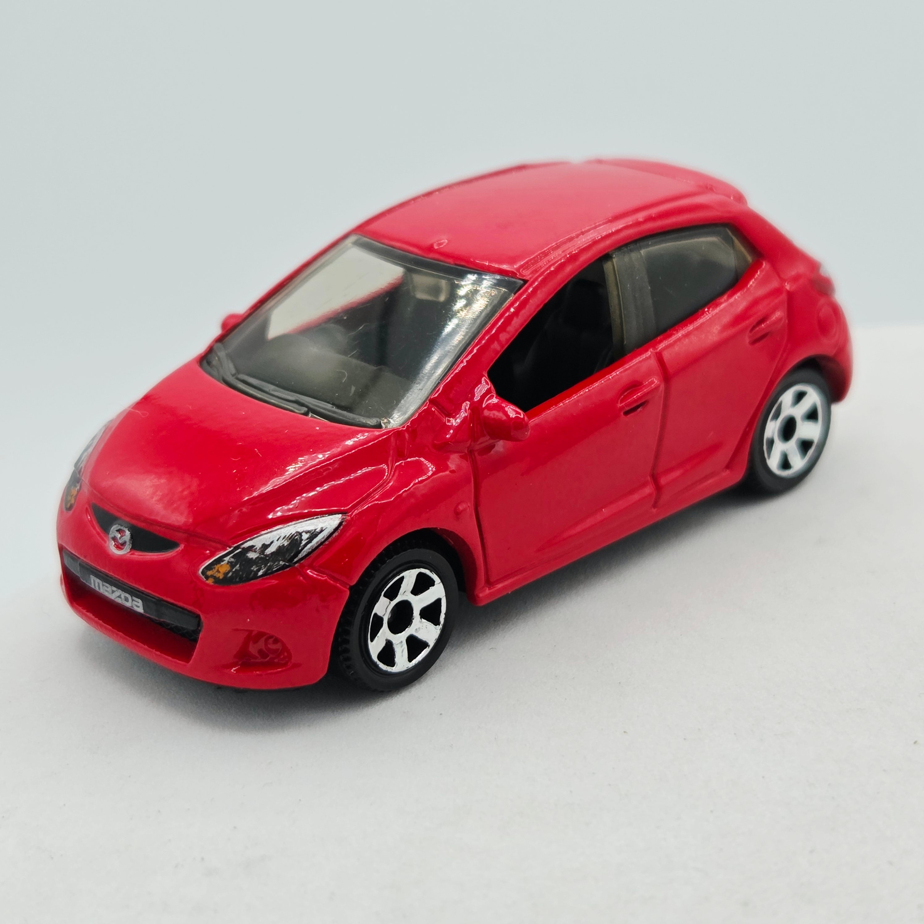 Matchbox Mazda 2 (2010 MBX Basic - Metro Rides)