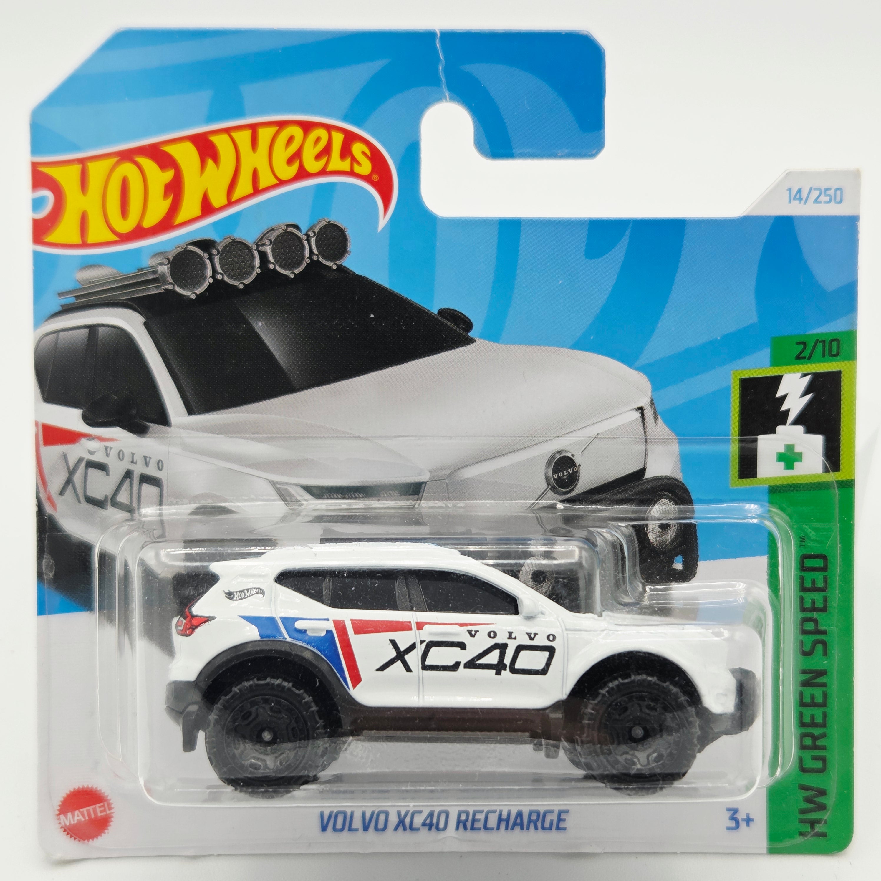 Hot Wheels Volvo XC40 Recharge - Short Card (2024 HW Basic - Green Speed)
