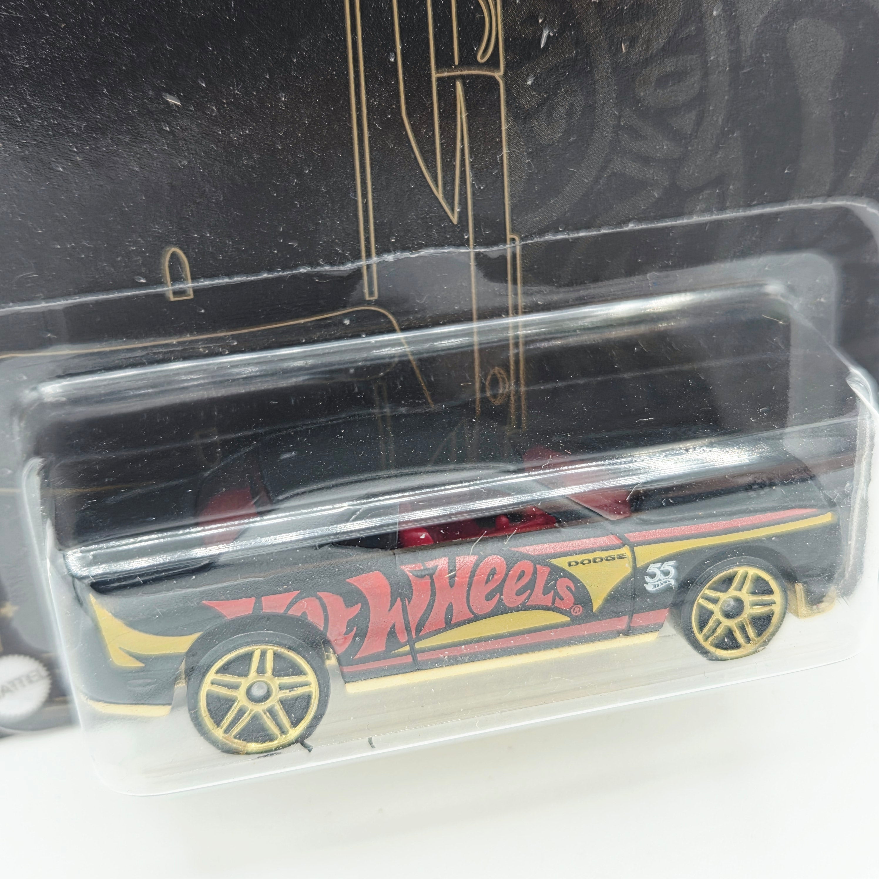 Hot Wheels '15 Dodge Challenger SRT (2023 Pearl & Chrome 55th Anniversary)