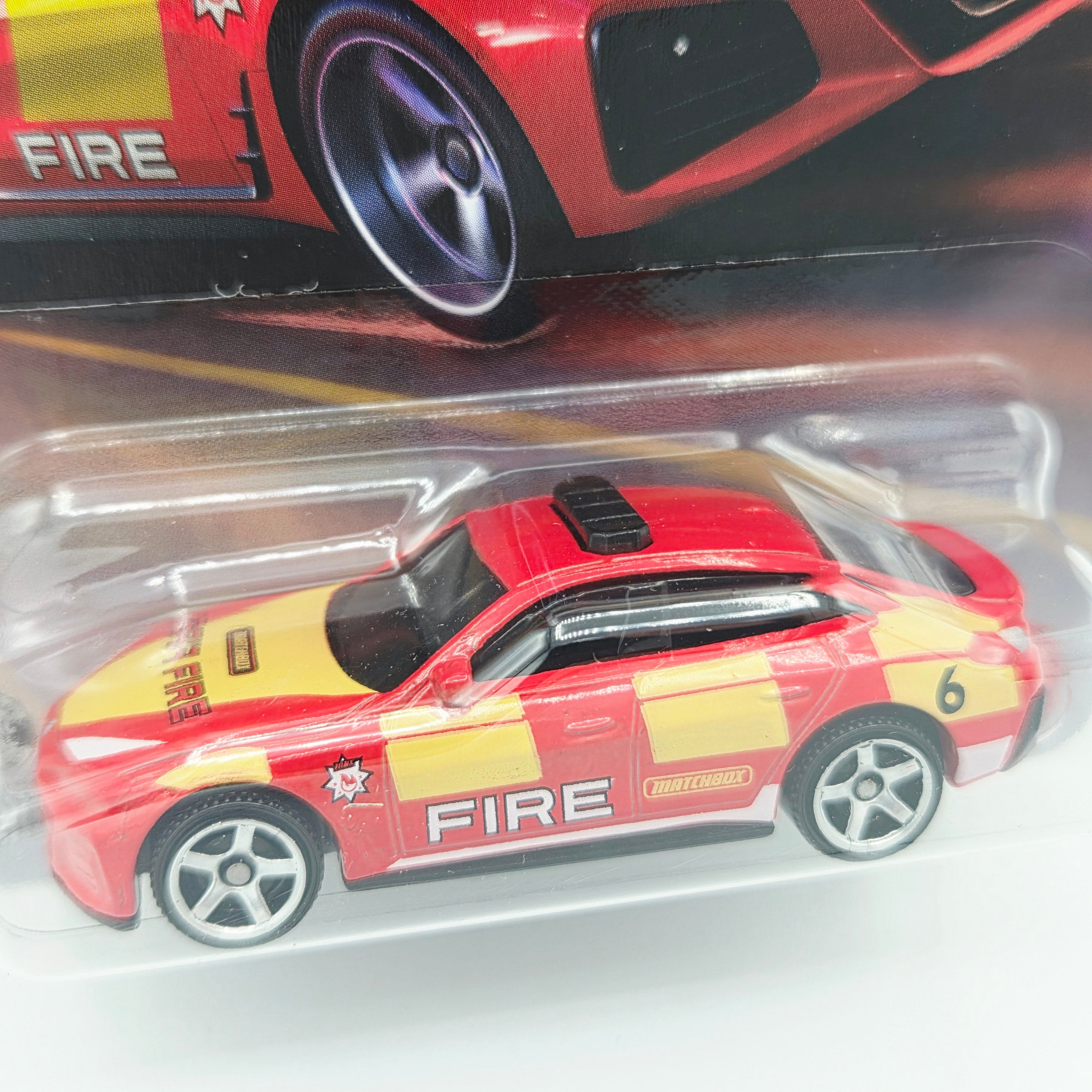 Matchbox '23 BMW i4 Police Fire (2026 Mix 9 K Basic)