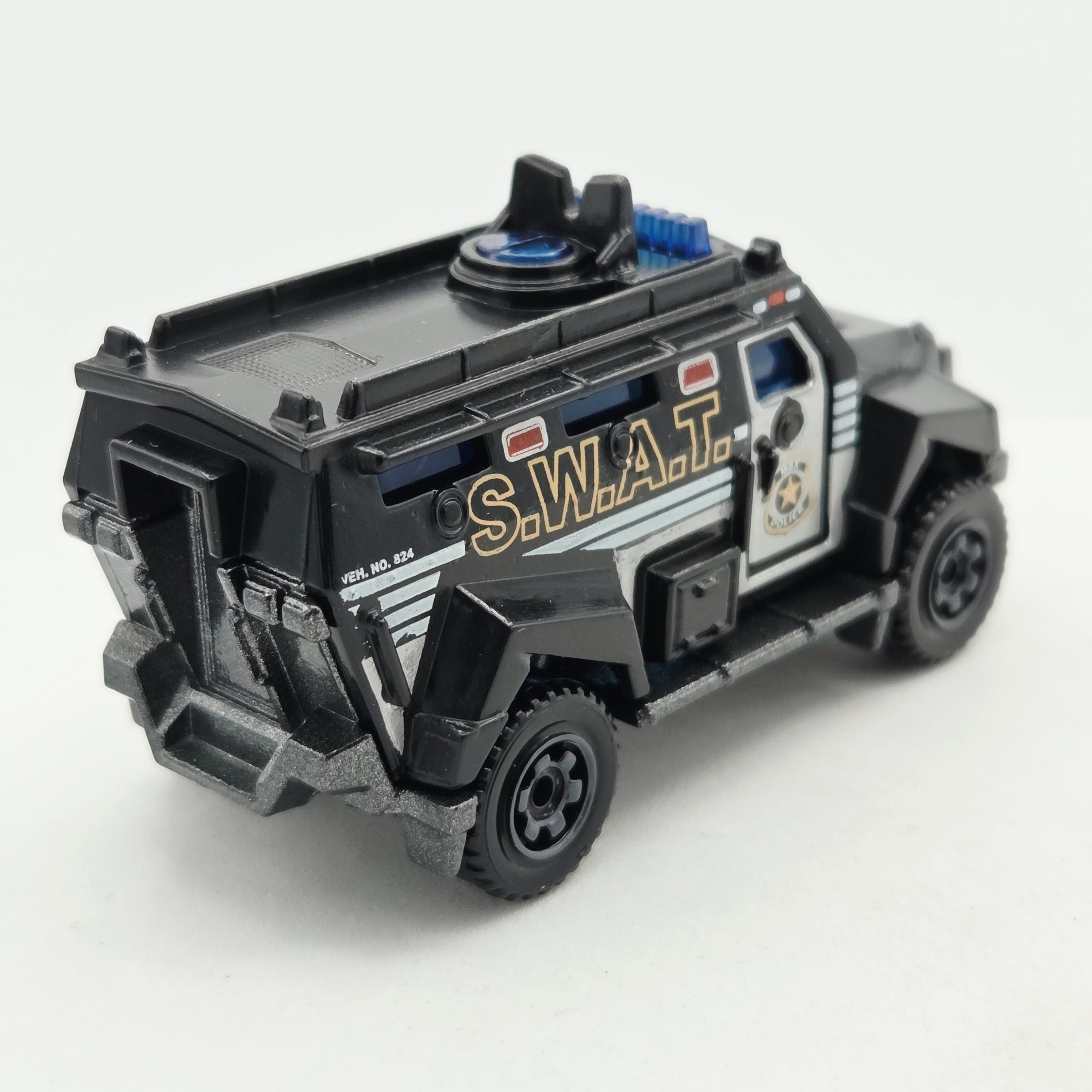 Matchbox S.W.A.T. Truck (2014 MBX Basic - Heroic Rescue)