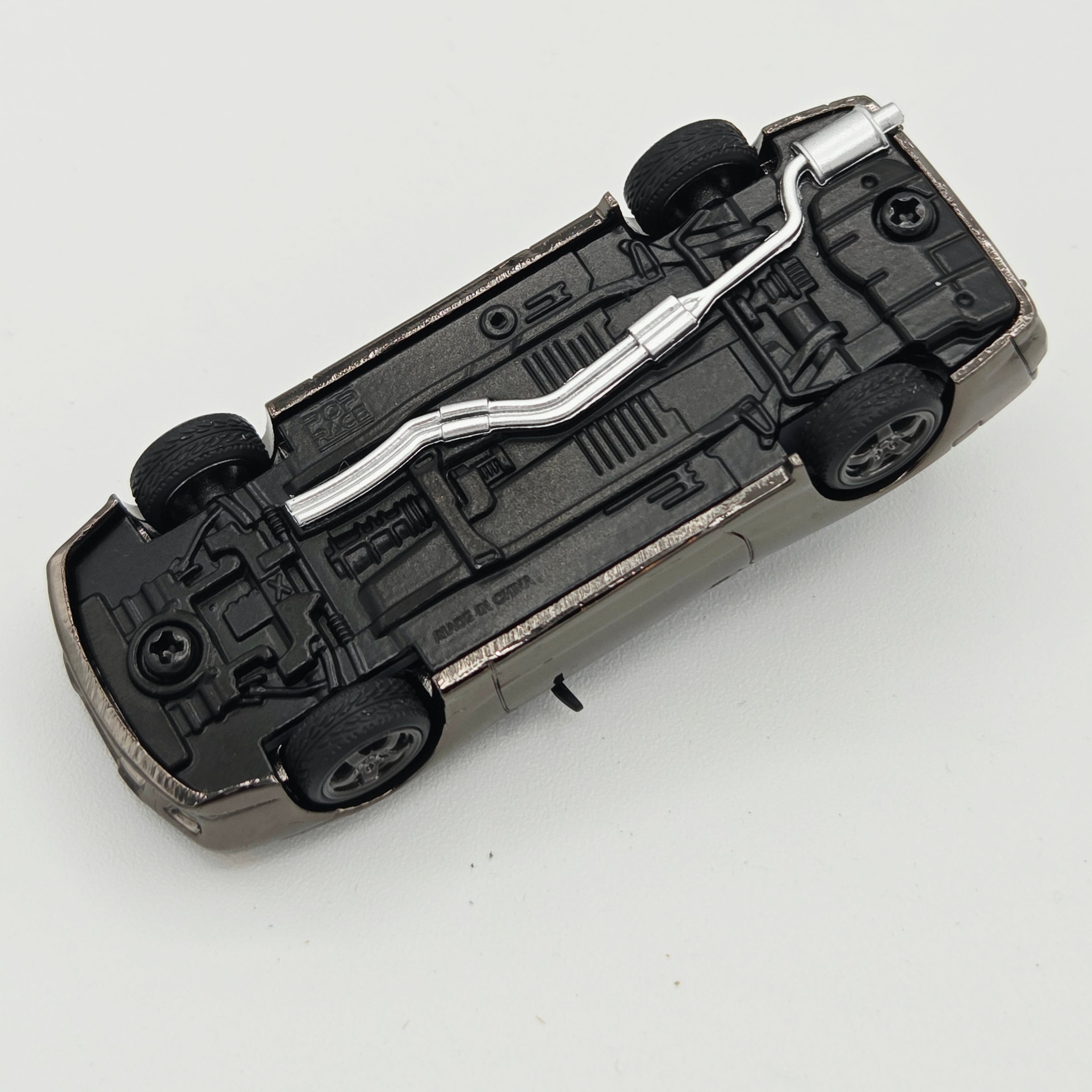 Pop Race Nissan Skyline GT-R R32 - 1:64, Black Chrome (2026 Limited Edition)