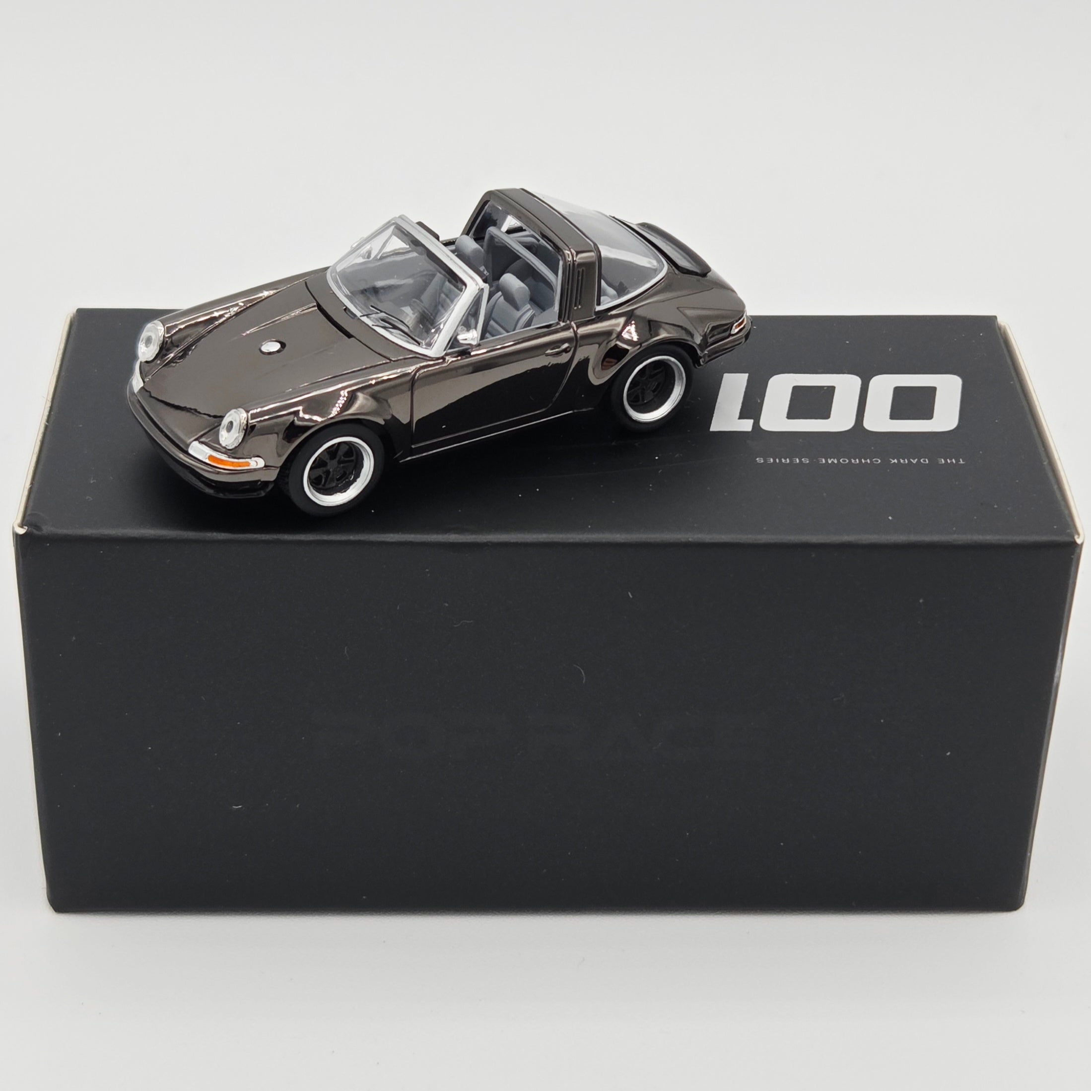 Pop Race Porsche Singer Targa - 1:64, Dark Chrome #001 (2026 Limited Edition)