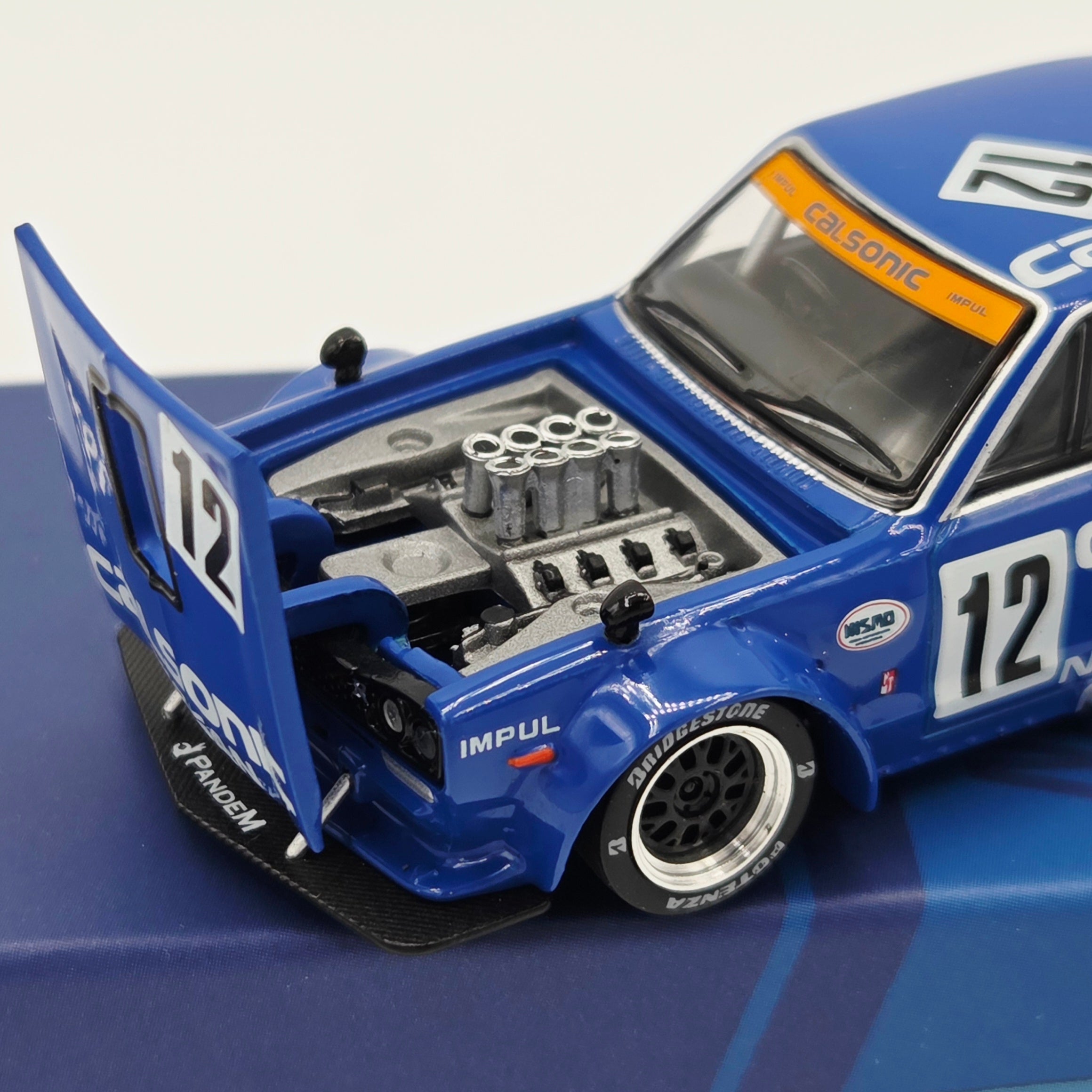 Pop Race Nissan Skyline GT-R V8 Drift Hakosuka - 1:64, Calsonic #114 (