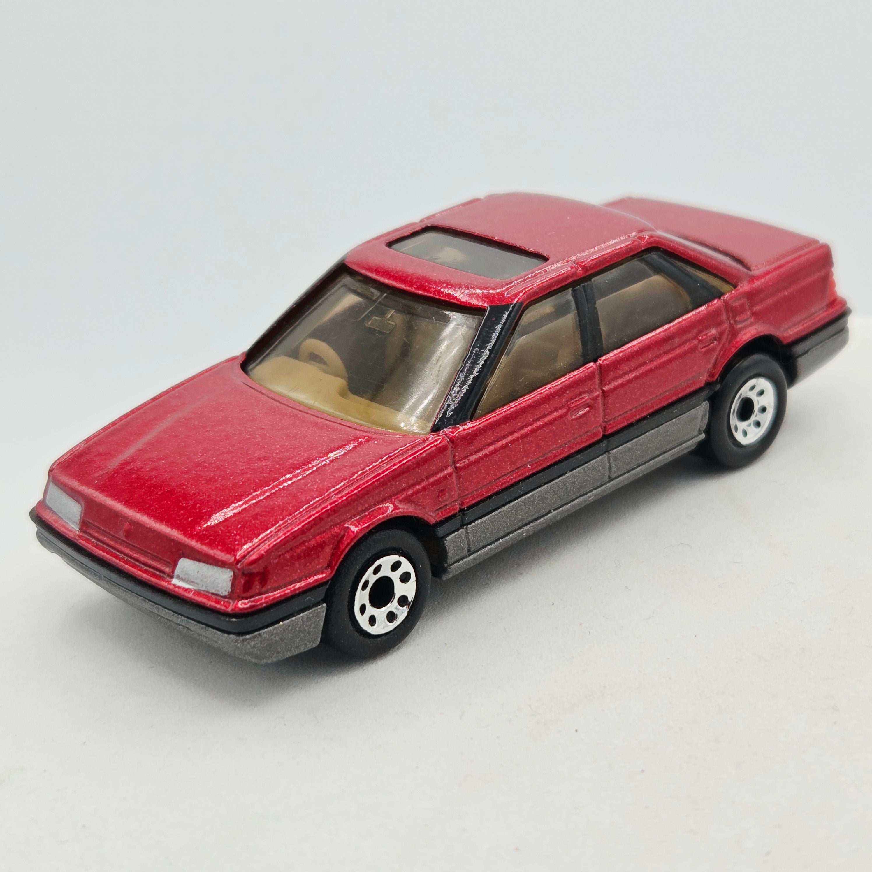 Matchbox Rover Sterling (1988-1990 MBX Basic 1-75)